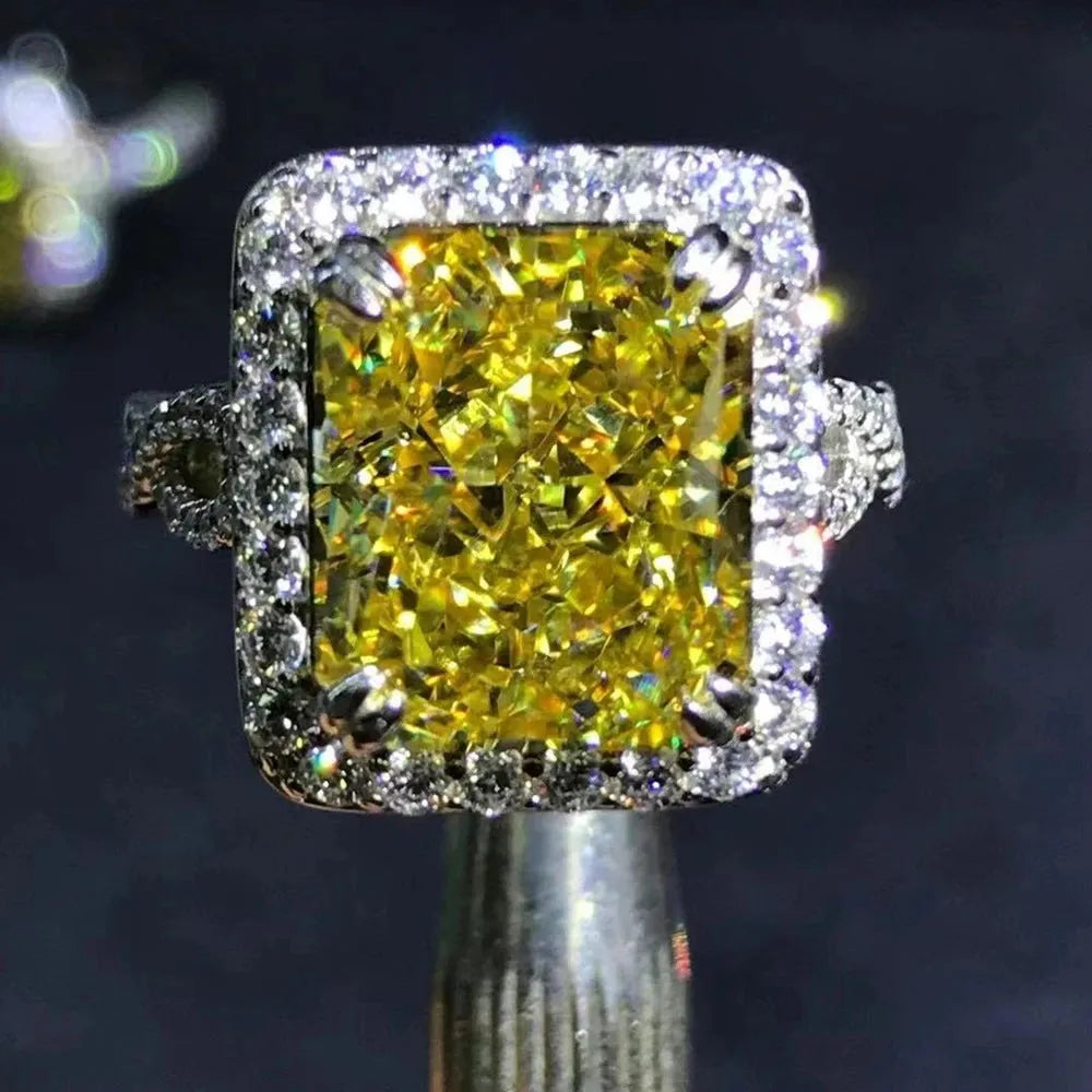 WUIHA 6CT VVS D Color Radiant Cut Created Moissanite Engagement Ring - Solid 925 Sterling Silver 3EX Fine Jewelry for Wedding, Proposal & Anniversary Gifts