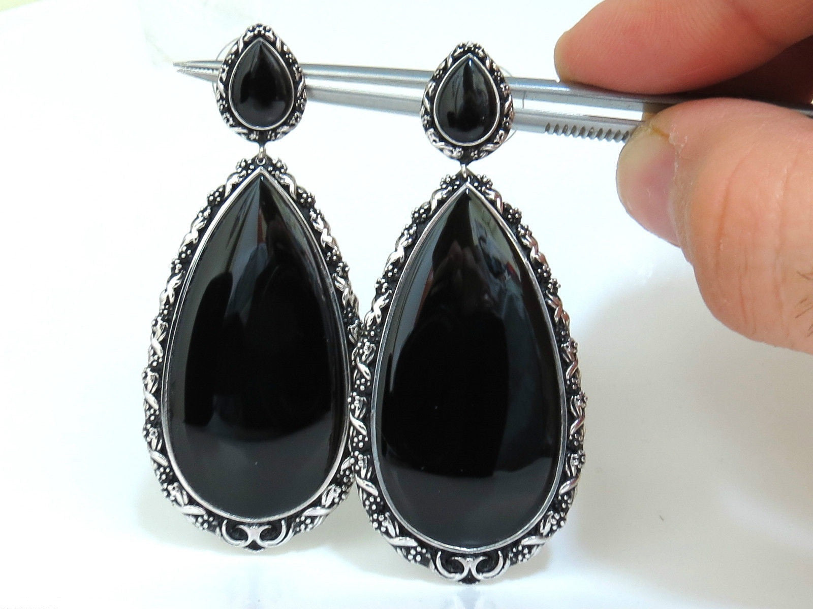 18KT Gothic Revival Gilt Deco Natural Jet Black Onyx Dangle Earrings – Elegant Vintage Jewelry for Women, Perfect for Weddings, Parties & Special Occasions