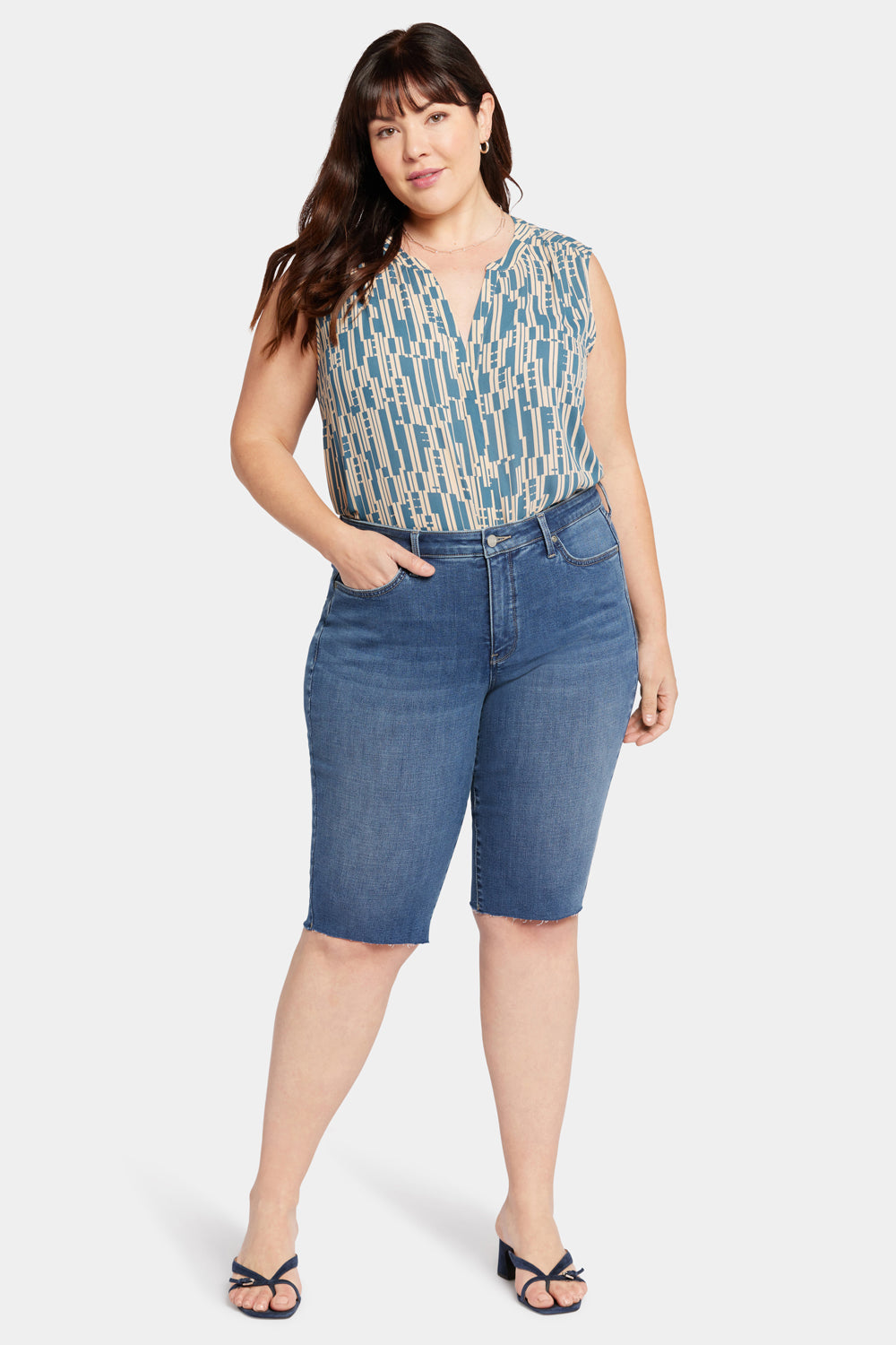 Plus Size Bike Capri Jeans for Women - Comfortable Stretch Denim Pants for Cycling, Casual Wear & Outdoor Activities