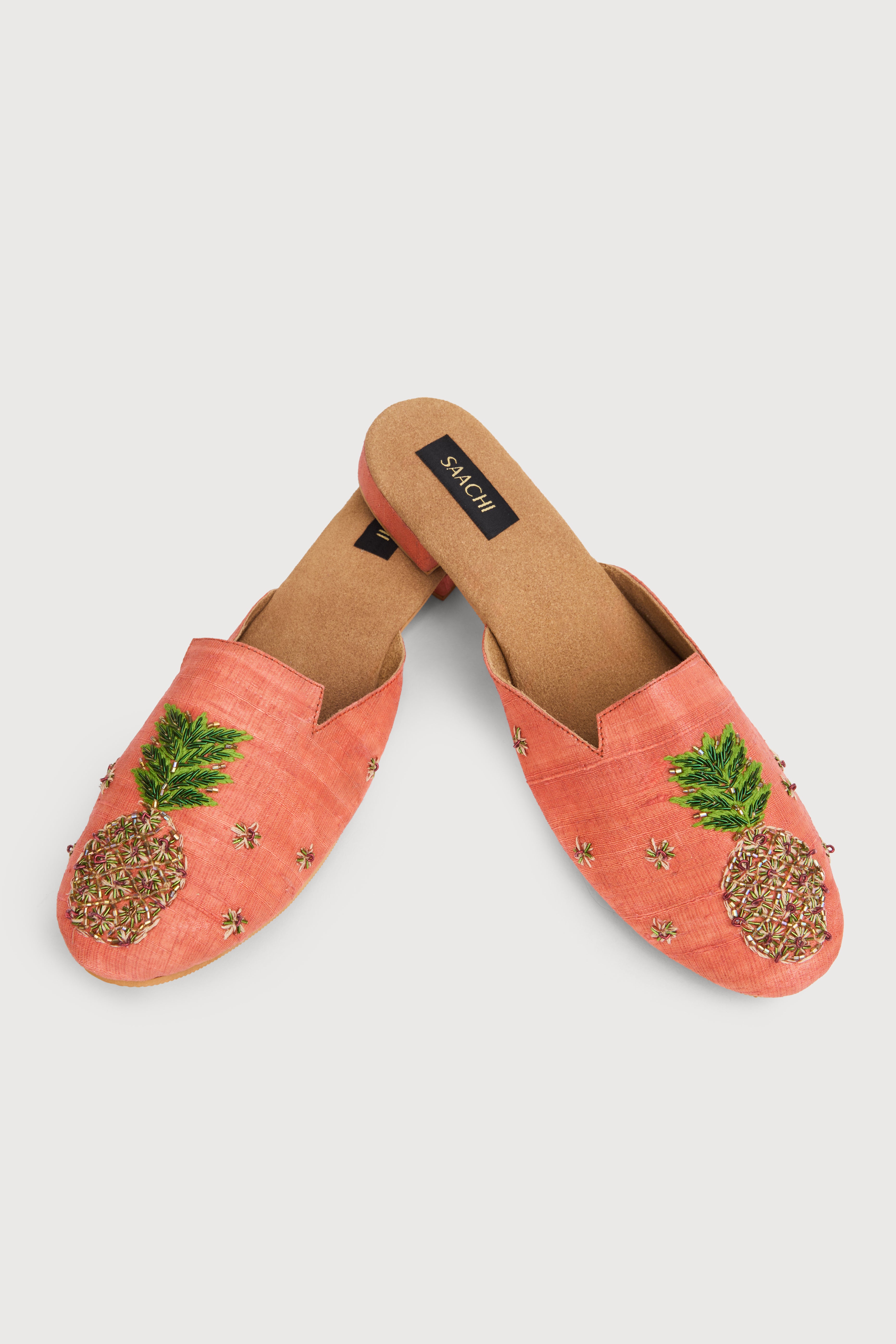 Pineapple Print Block Heel Mules - Women's Summer Fashion Slides for Beach, Vacation & Casual Outfits