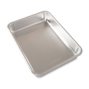 9 x 13 Inch Non-Stick Rectangular Cake Pan - Heavy Duty Baking Sheet for Cakes, Brownies, Lasagna & More - Perfect for Home Baking, Parties & Holiday Cooking