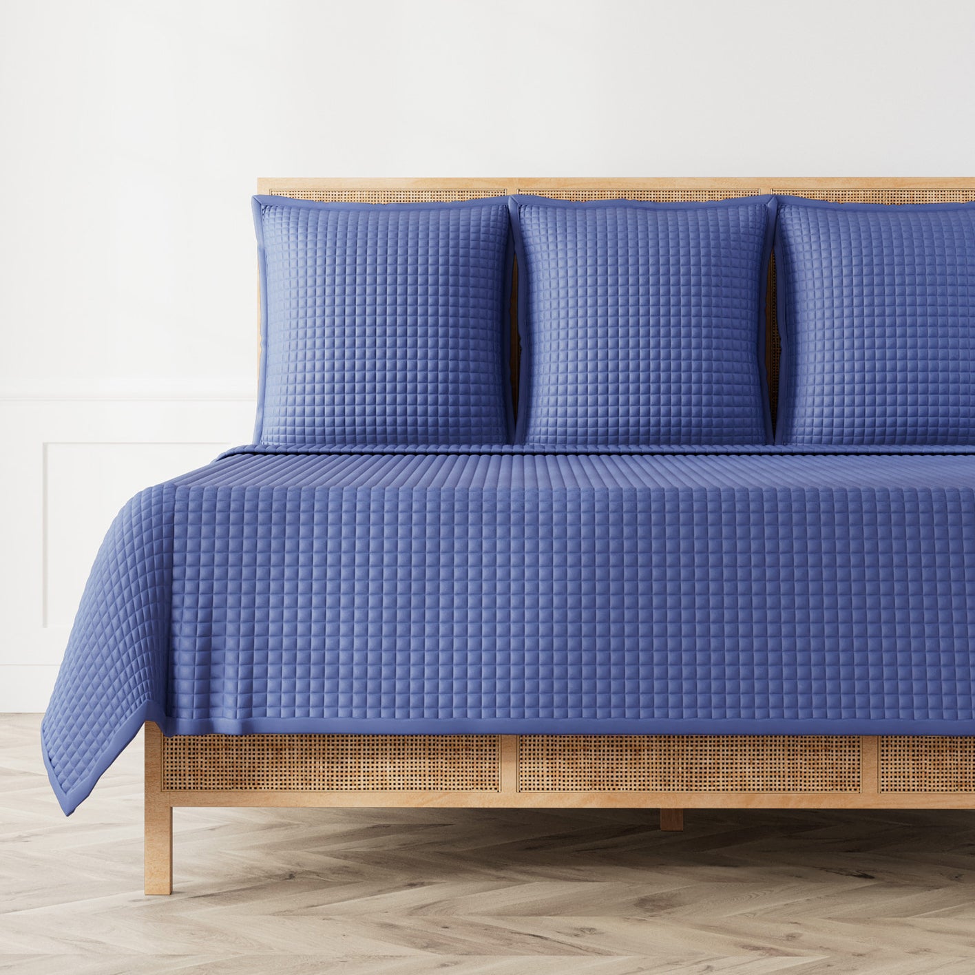 Ready to Bed 2.0 Quilted Coverlet - Soft & Breathable Bedspread for All Seasons | Perfect for Bedroom Decor, Guest Rooms & Cozy Nights