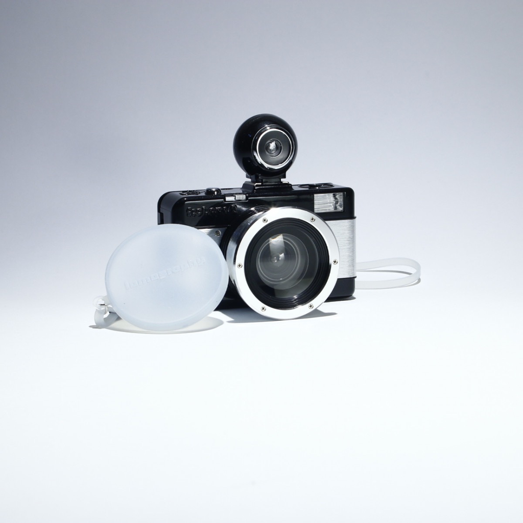 Lomography Fisheye 2 Camera - 35mm Film Fisheye Lens Camera for Creative Photography | Perfect for Travel, Street & Artistic Shots