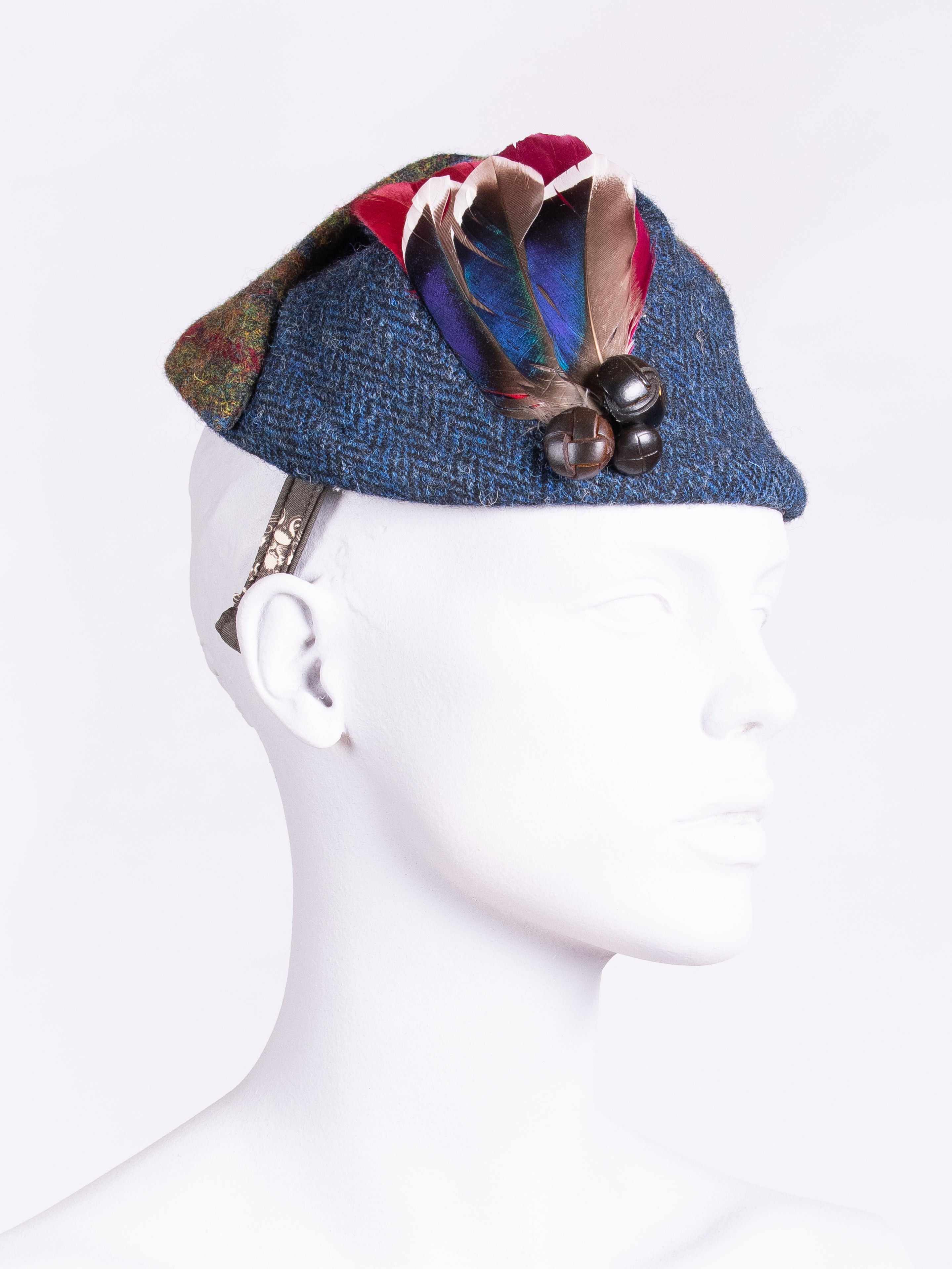 Short Feather Highland Pleat Skirt - Navy Blue & Green Tartan | Perfect for Scottish Festivals, Cosplay & Vintage Fashion