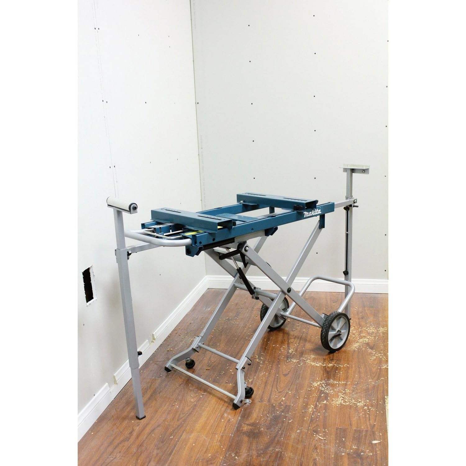 Makita WST05 Portable Rise Miter Saw Stand - Lightweight & Adjustable Workbench for Woodworking, DIY Projects, Construction Sites | Perfect for Cutting Trim, Molding & Framing Lumber
