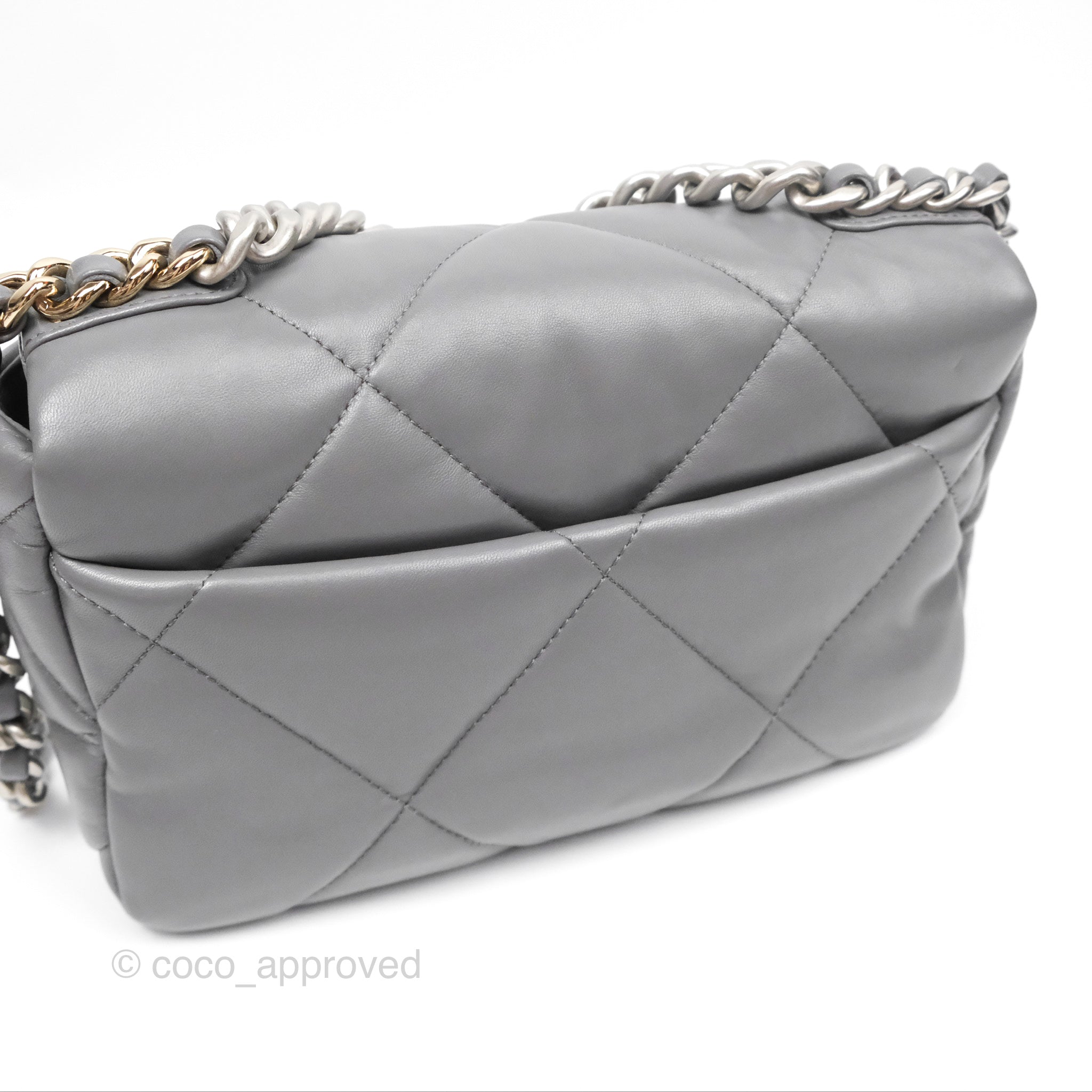 Chanel 19 Small Handbag in Dark Grey with Mixed Hardware - Luxury Crossbody Bag for Women, Perfect for Date Night & Evening Events