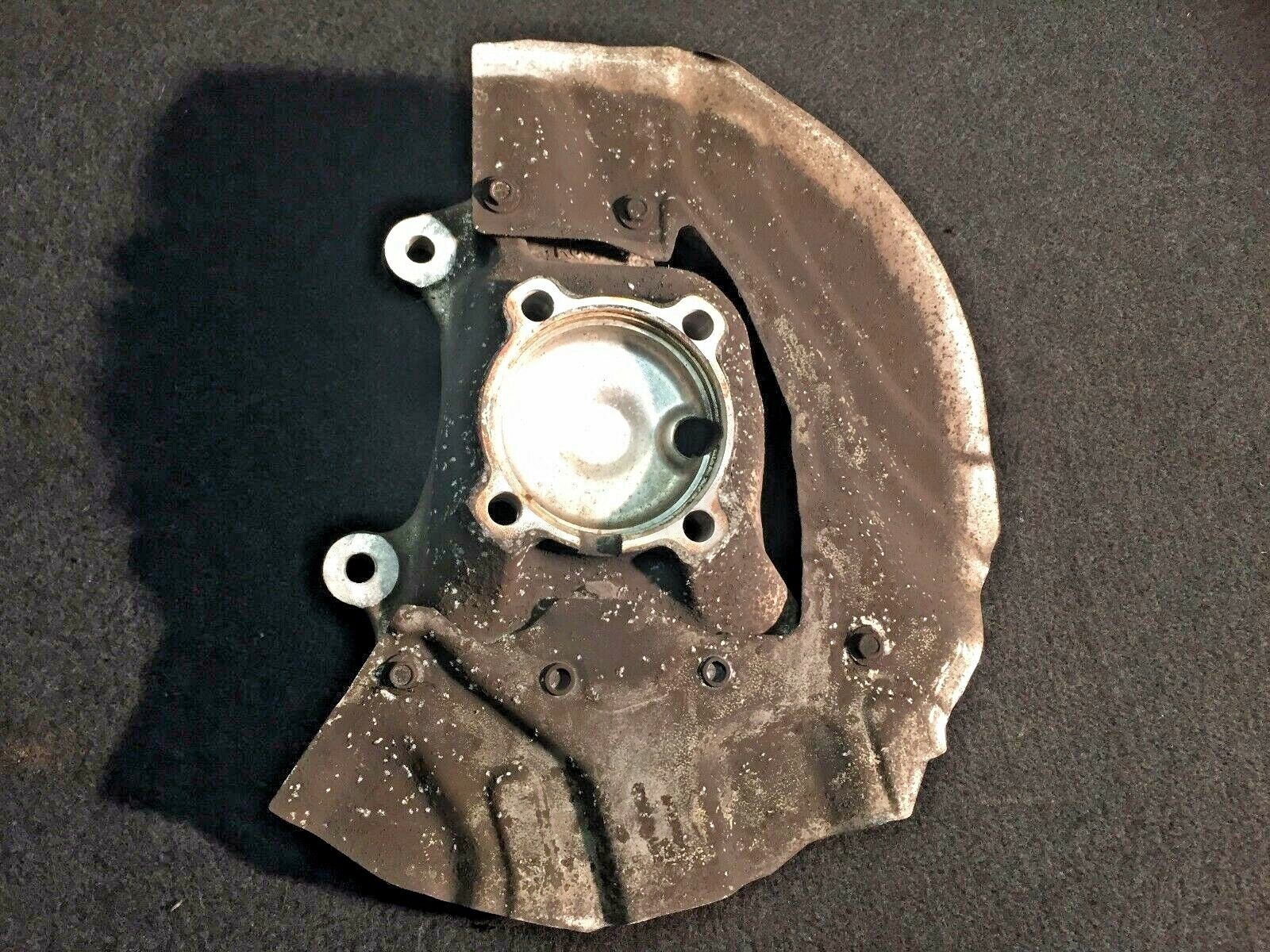 2002-2006 BMW 745i E65 Right Front Spindle Knuckle Passenger Side OEM Replacement Part - Perfect for Suspension Repair & Performance Upgrade