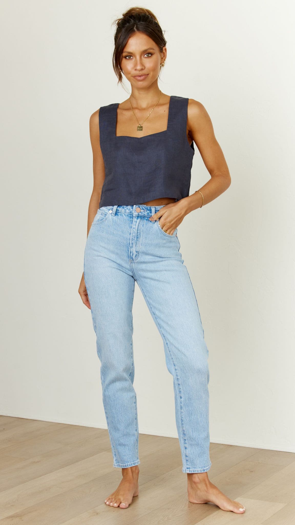 Abrand Women's High Waist Slim Fit Jeans - 94% Cotton Stretch Denim Pants for Casual Wear & Everyday Outfits