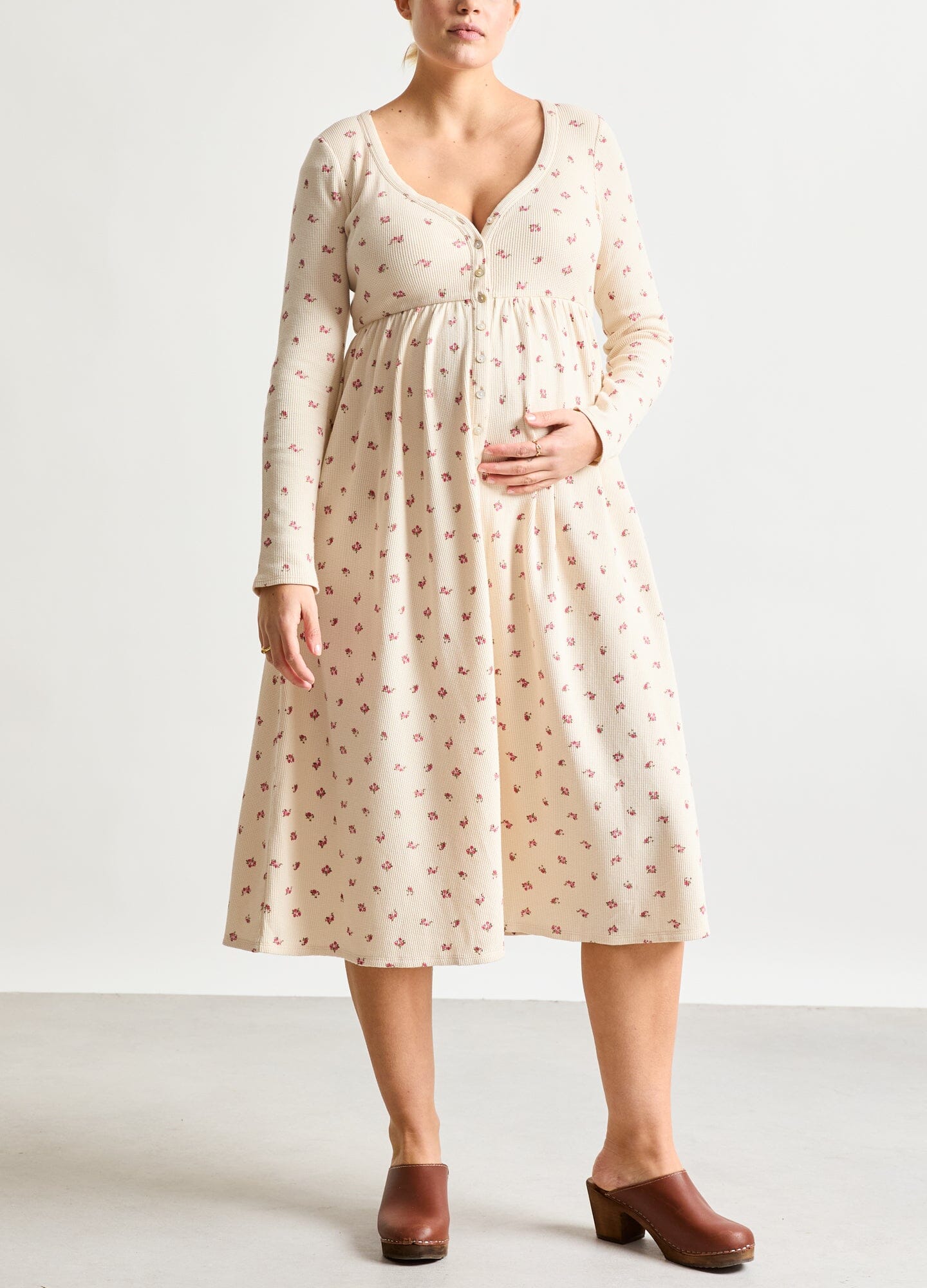 Stylish Printed Waffle Nursing Dress for Breastfeeding Moms - Comfortable & Fashionable Maternity Wear for Everyday Use