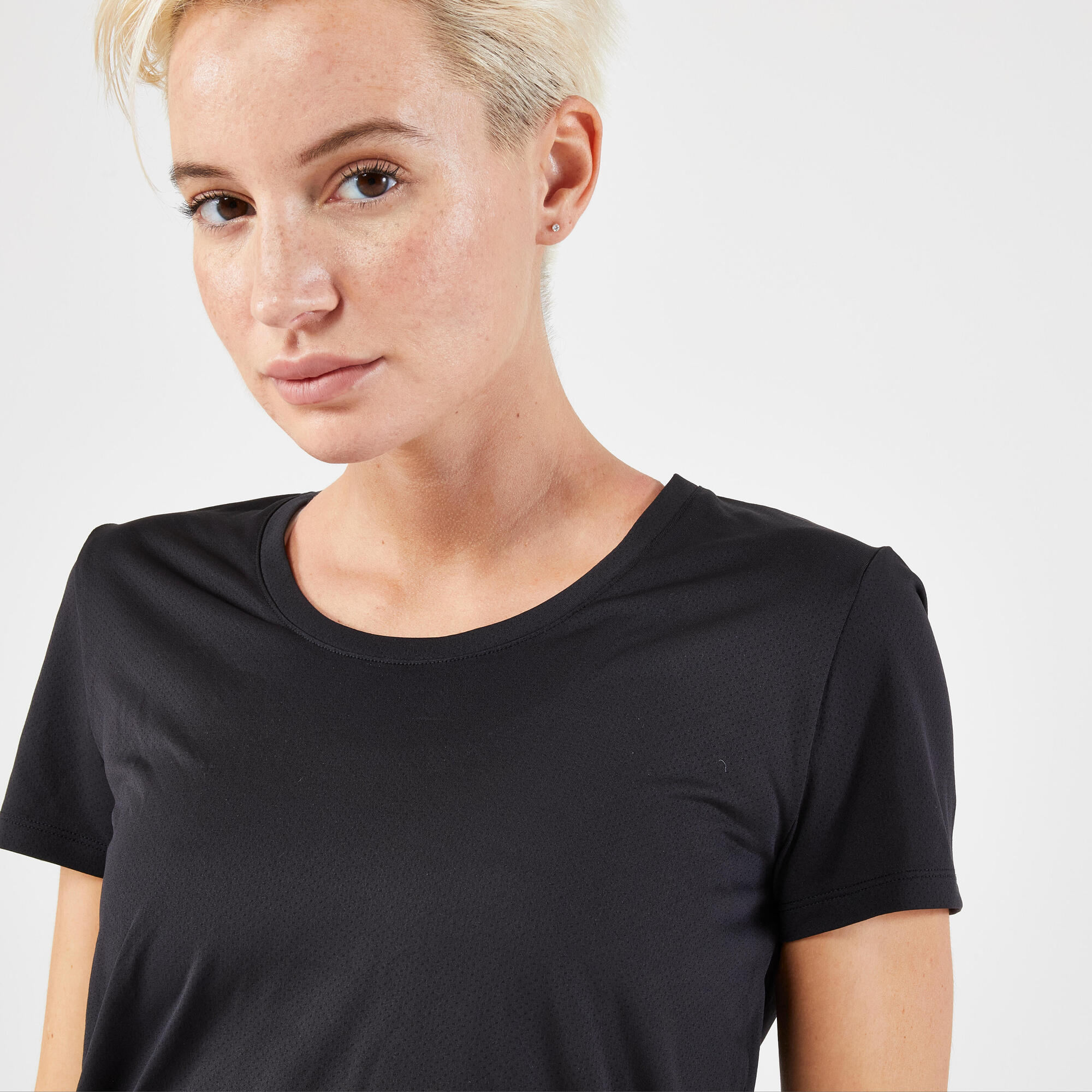 Kiprun Women's Run 100 Dry Running T-Shirt - Moisture Wicking Workout Top for Running, Gym & Outdoor Activities