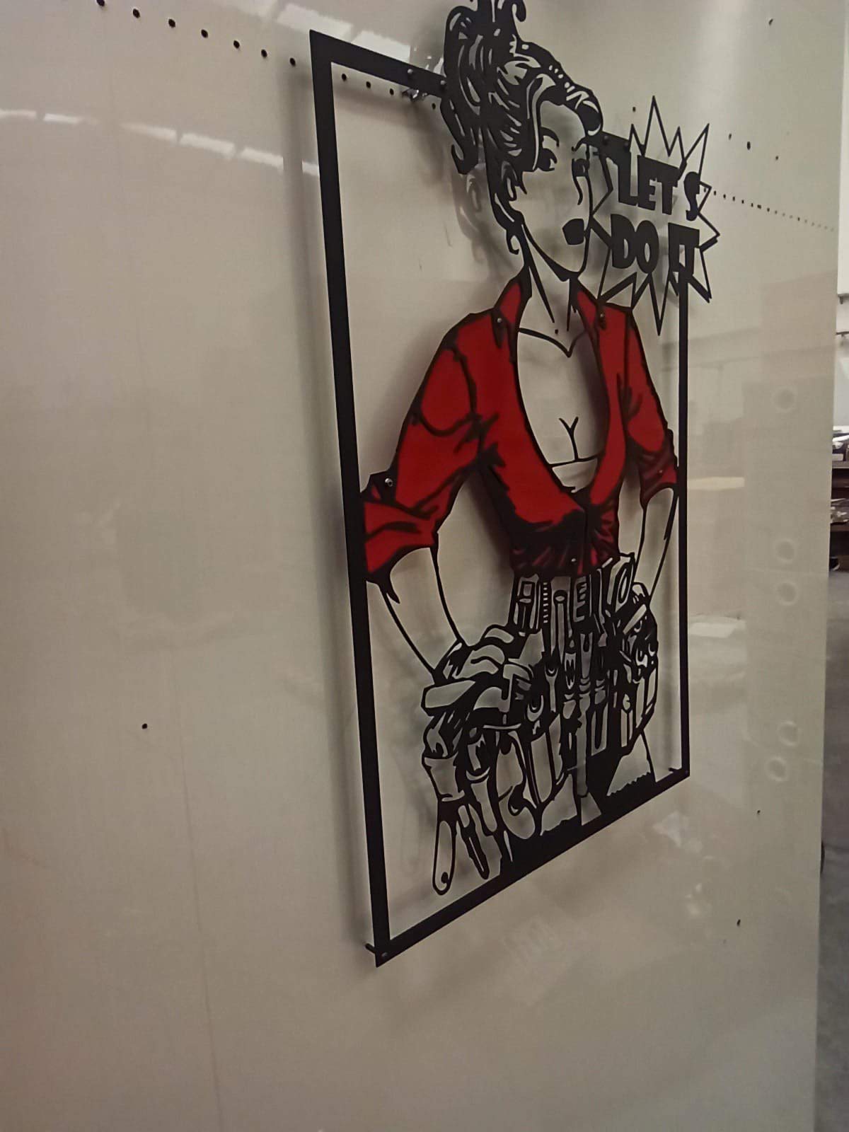 Repair Woman Metal Wall Art - Home Decor for Living Room, Kitchen, Bedroom