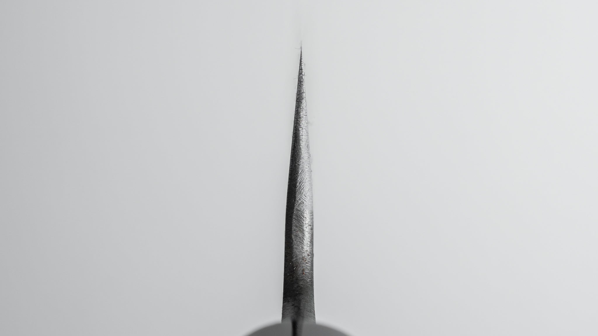 Hitohira Hinode Kurouchi White #2 Stainless Clad Sujihiki 210mm Japanese Chef Knife with Ho Wood Handle - Perfect for Slicing Sashimi, Roast Beef & Sushi Preparation