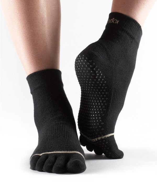 ToeSox Ankle Grip Socks - Non-Slip Yoga Socks for Women & Men - Ideal for Pilates, Barre, Dance, and Workouts - Enhanced Traction & Comfort