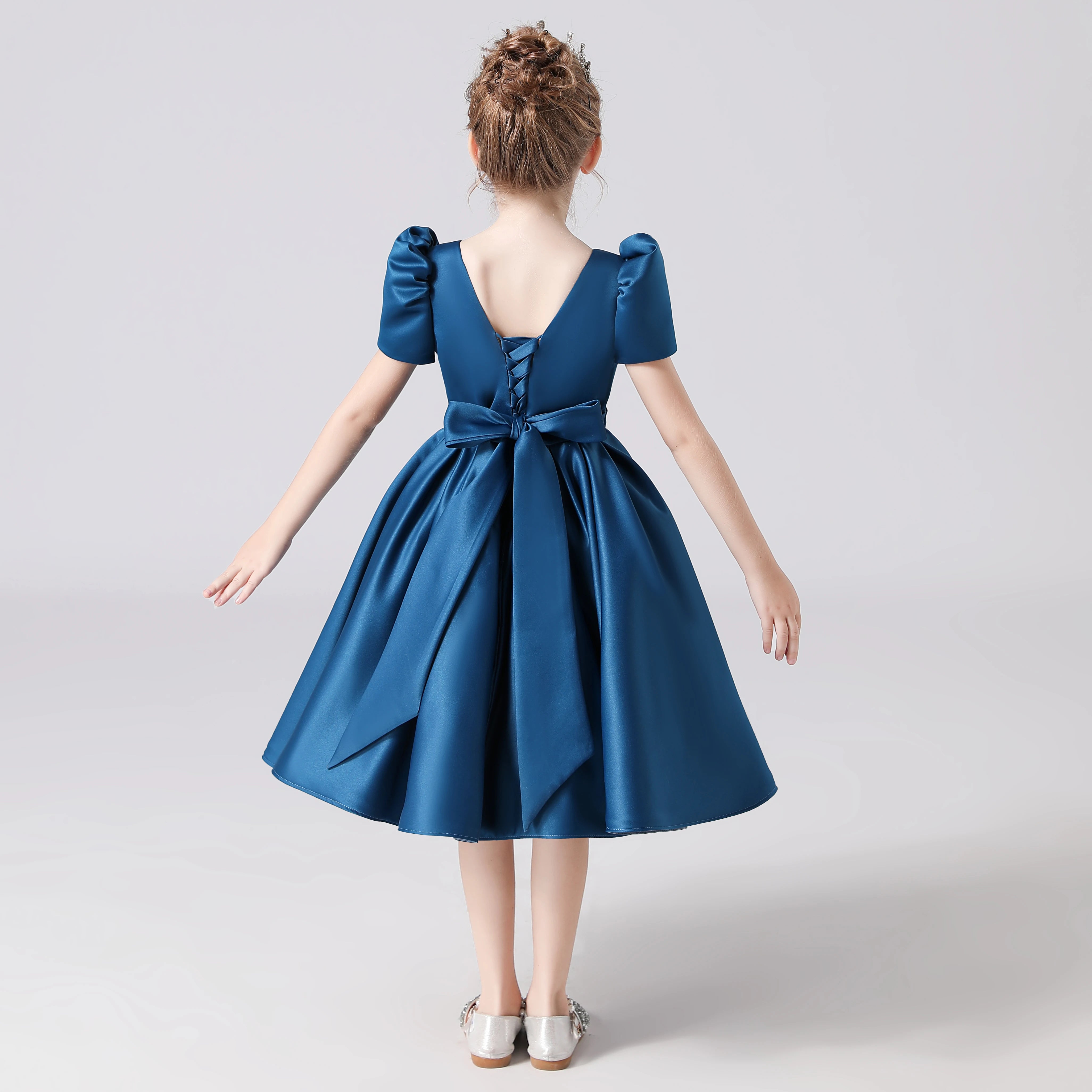 Elegant Satin Short Junior Dress for Formal Evening Party - Knee Length Girls' Party Dress for Prom, Homecoming, and Special Occasions