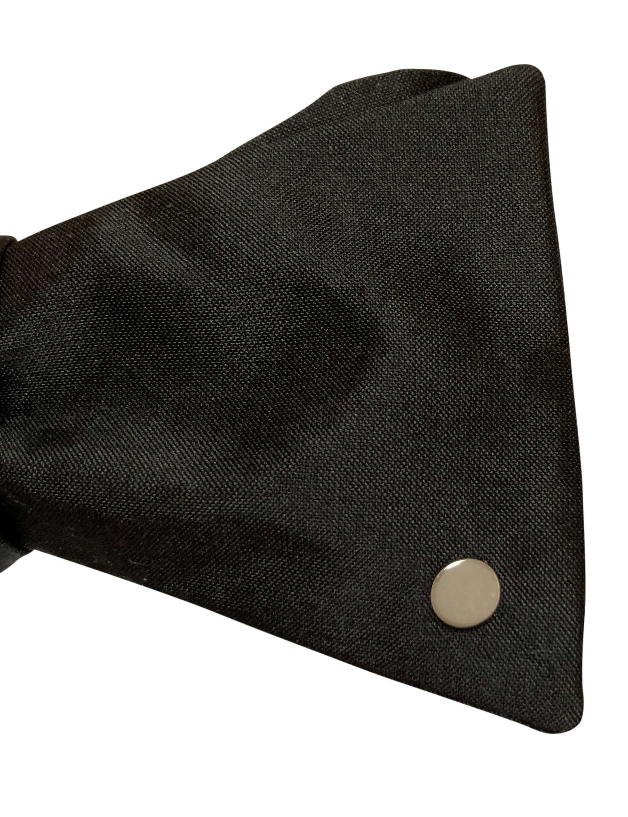 Elegant Black Silk Bow Tie with 9ct White Gold Disc - Perfect for Weddings, Formal Events & Black Tie Occasions