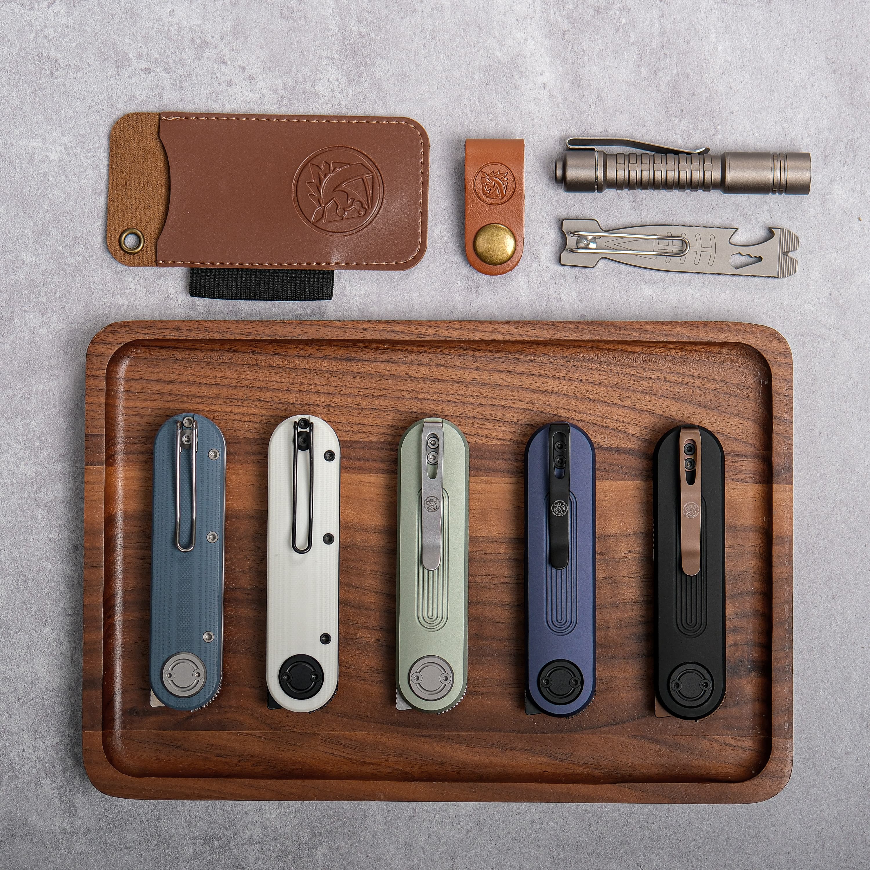 Corgi V 295 Folding Knife with Vanchor Lock - 2.95