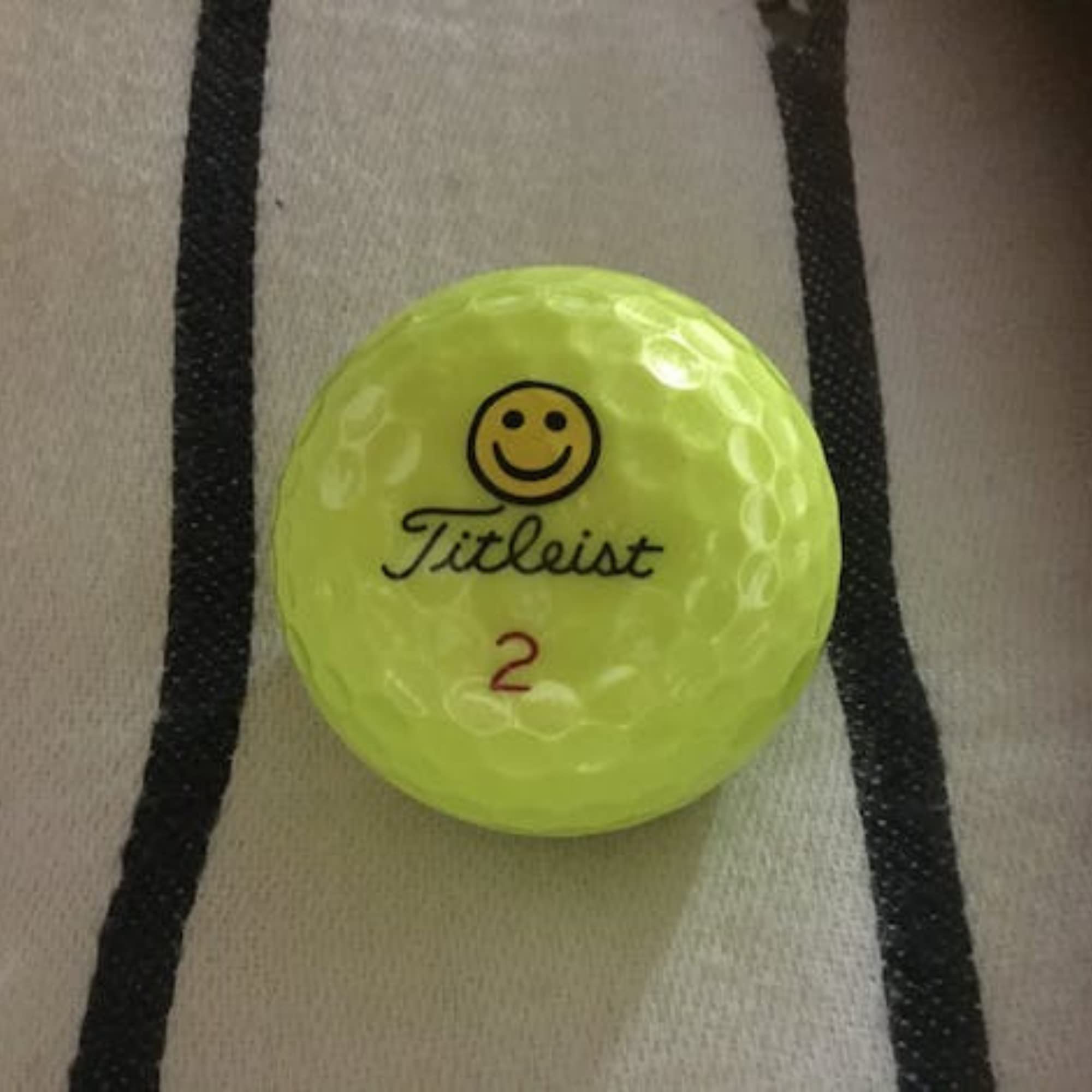 Golfdotz Tropical Collection Golf Ball Markers - Custom Golf Accessories (18-32 Count) - Perfect for Personalizing Golf Balls & Enhancing Your Game