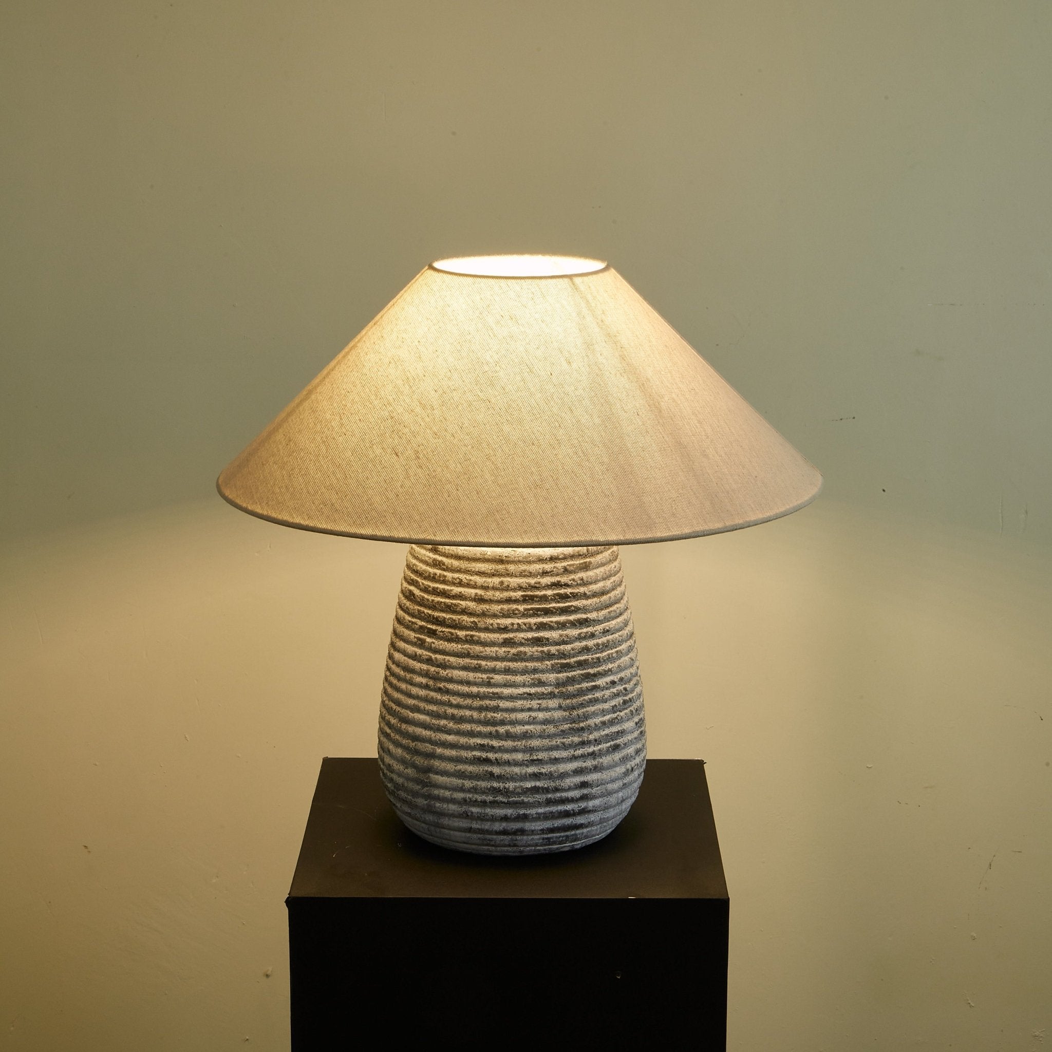 Callisto Ribbed Ceramic Table Lamp - Modern Home Decor for Living Room, Bedroom & Office - Warm White Light for Cozy Ambience