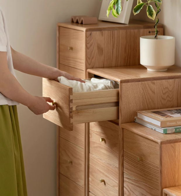 Solid Oak & Beech Wood Chest of Drawers - 5-Drawer Storage Cabinet with Multi-Functional Design for Bedroom, Living Room, and Office Organization