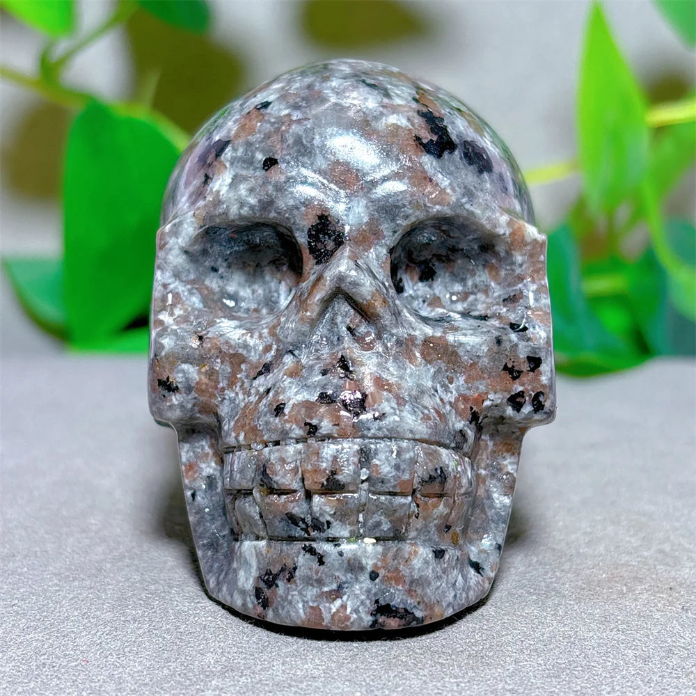 Yooperlite Skull Crystal - Natural Glowing Quartz Stone for Halloween Decor, Reiki Healing, Spiritual Energy & Unique Home Decor Gifts | Perfect for Meditation, Crystal Collections & Gothic Decorations