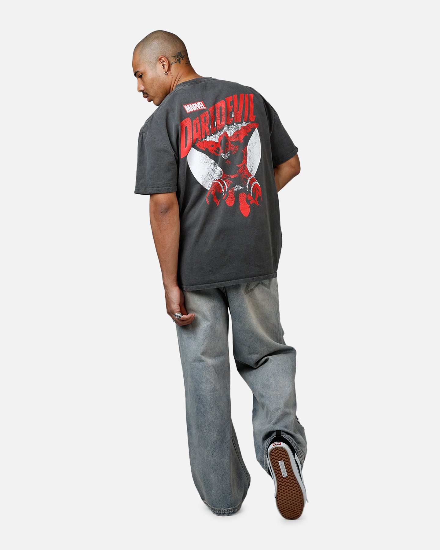 Marvel Daredevil Comic Heavyweight T-Shirt for Men - Black Washed Cotton Tee - Superhero Graphic Shirt for Cosplay, Comic Con & Casual Wear