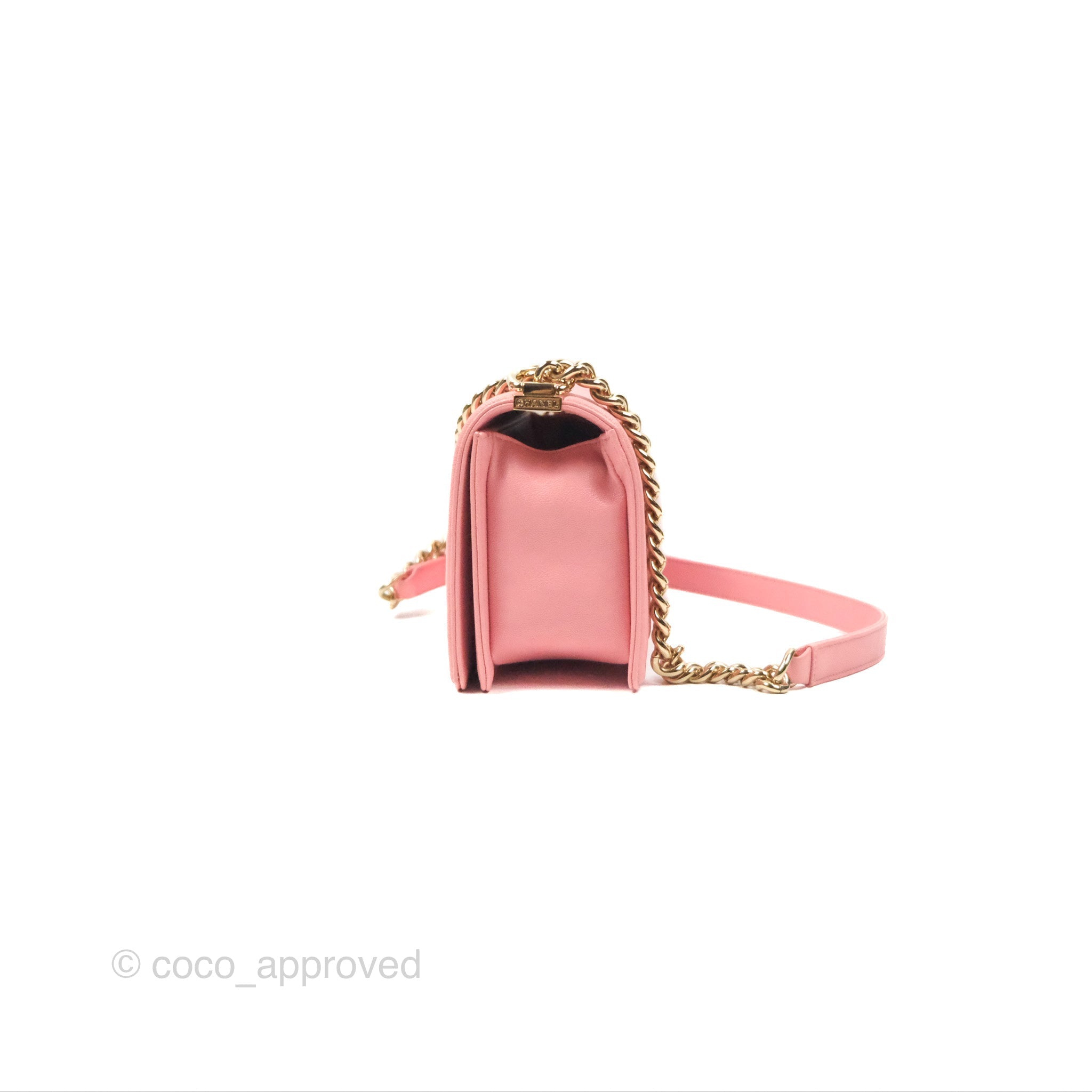 Chanel Boy Chevron Medium Flap Bag in Pink Caviar Leather with Gold Hardware - Perfect for Evening Events & Luxury Fashion Accessories