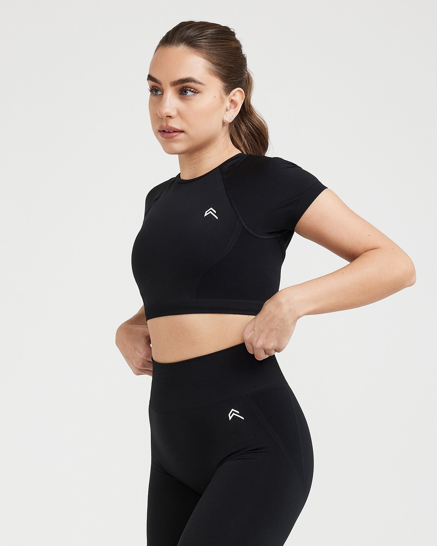 Seamless Short Sleeve Crop Top for Women - Soft Stretchy Comfort Fit - Black | Perfect for Yoga, Gym Workouts & Casual Summer Outfits
