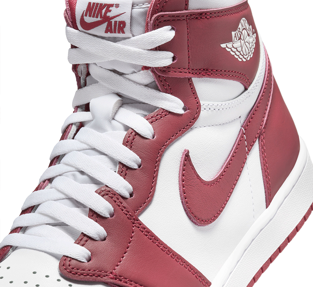 Air Jordan 1 Retro High OG Basketball Shoes - Men's Classic Sneakers for Streetwear & Court Performance | Perfect for Casual Wear, Sports & Sneaker Collection