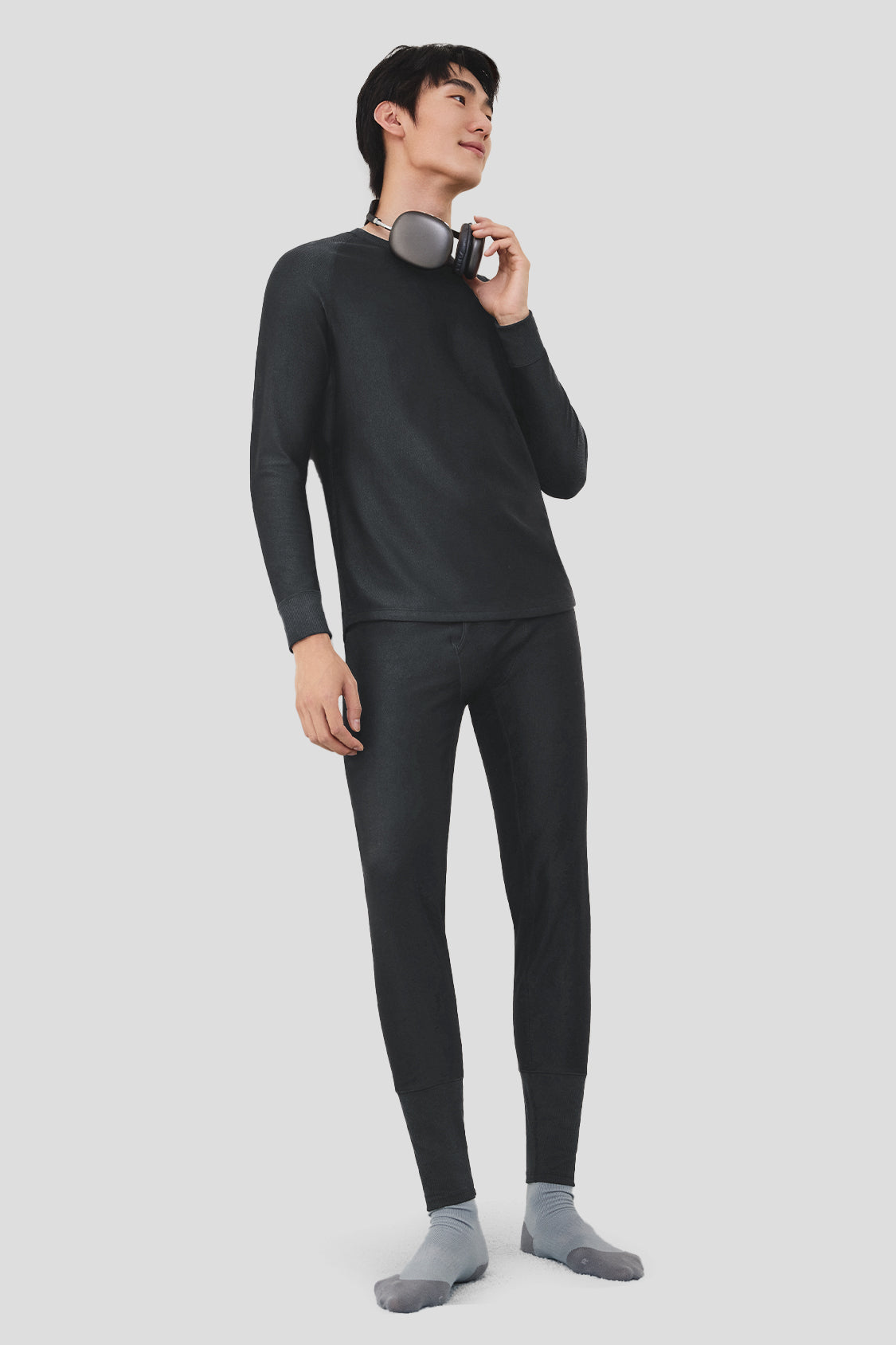 BaseCore Men's Performance Base Layer Set - Moisture Wicking Thermal Underwear for Cold Weather & Outdoor Activities - Running, Hiking, Skiing & Workout Essentials