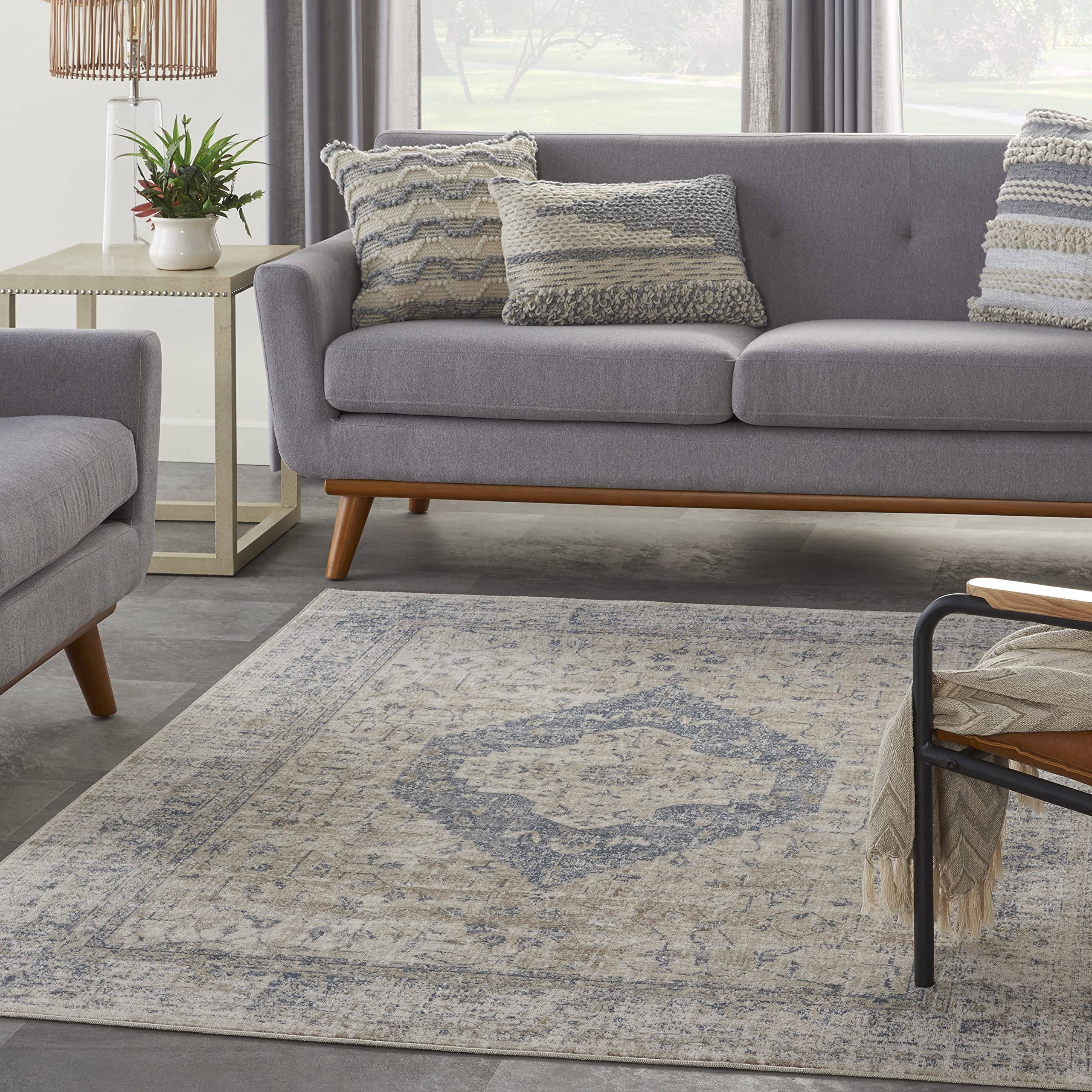 Kathy Ireland Home Malta Traditional Ivory/Blue 5'3
