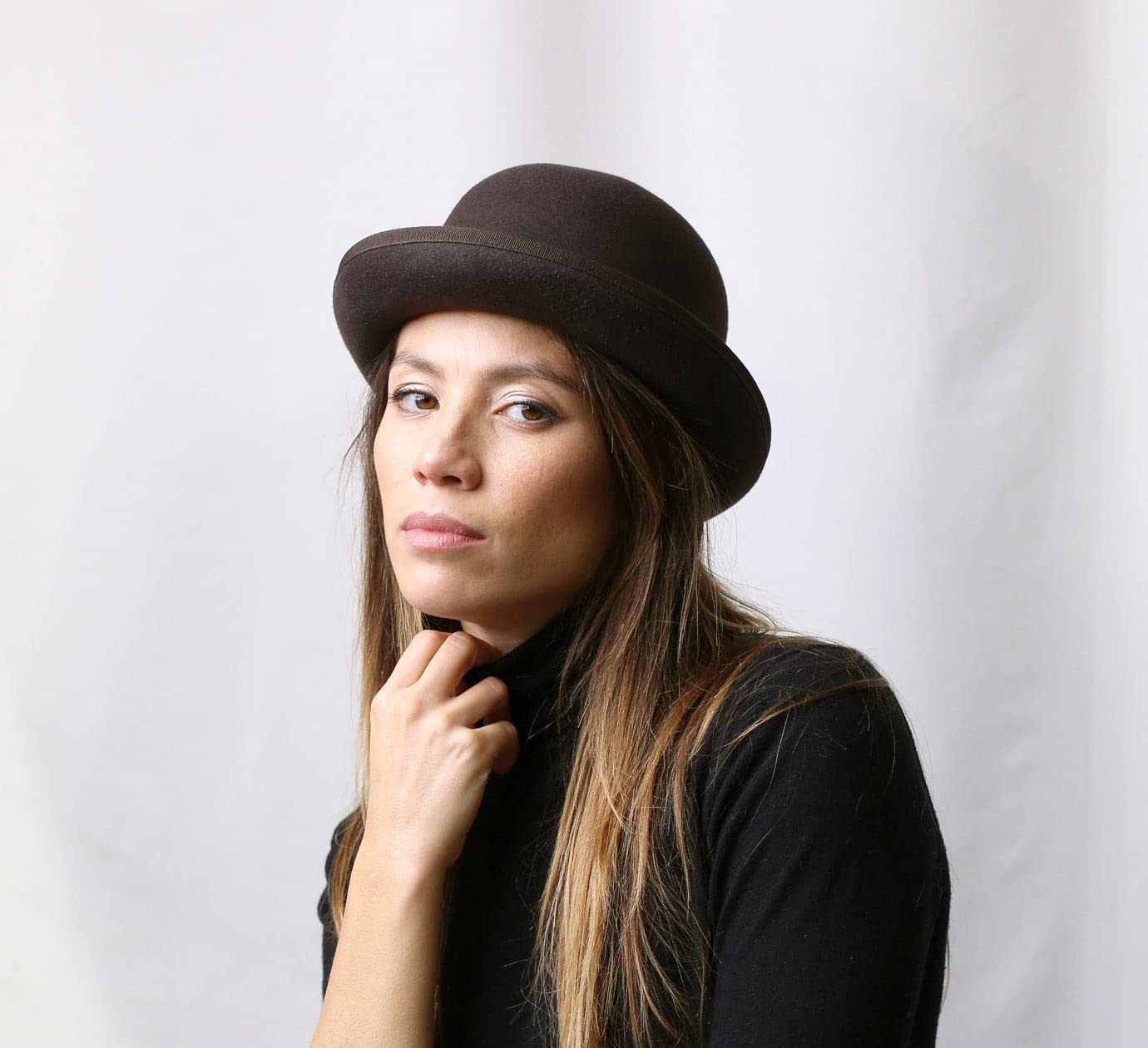Devyn Wool Felt Bowler Hat for Men & Women - Vintage Style