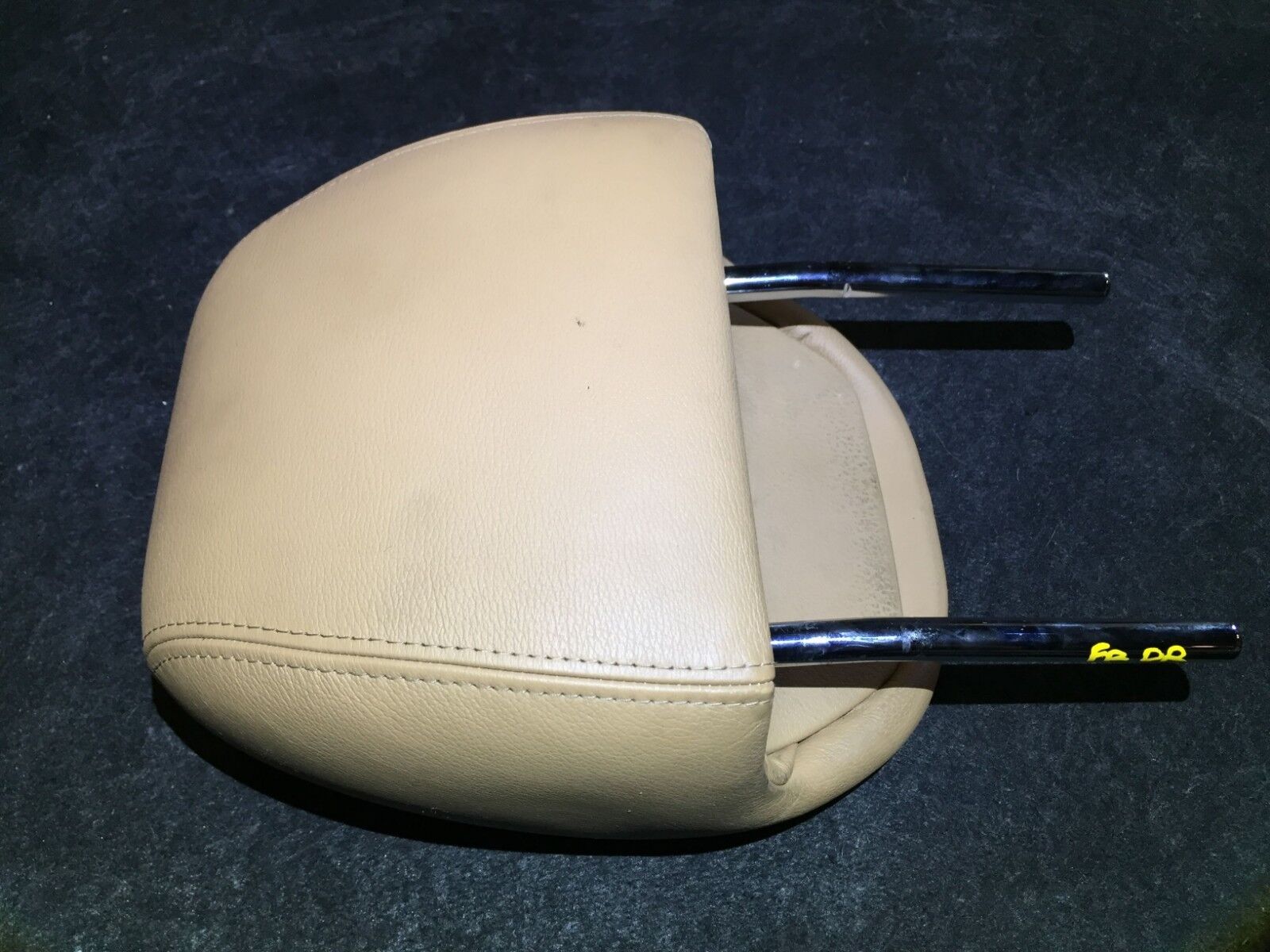 Genuine OEM Porsche Cayenne 03 04 06 Left Front Driver Seat Leather Headrest - Perfect Replacement for Worn or Damaged Headrests - Ideal for Car Interior Upgrades & Comfort Enhancement