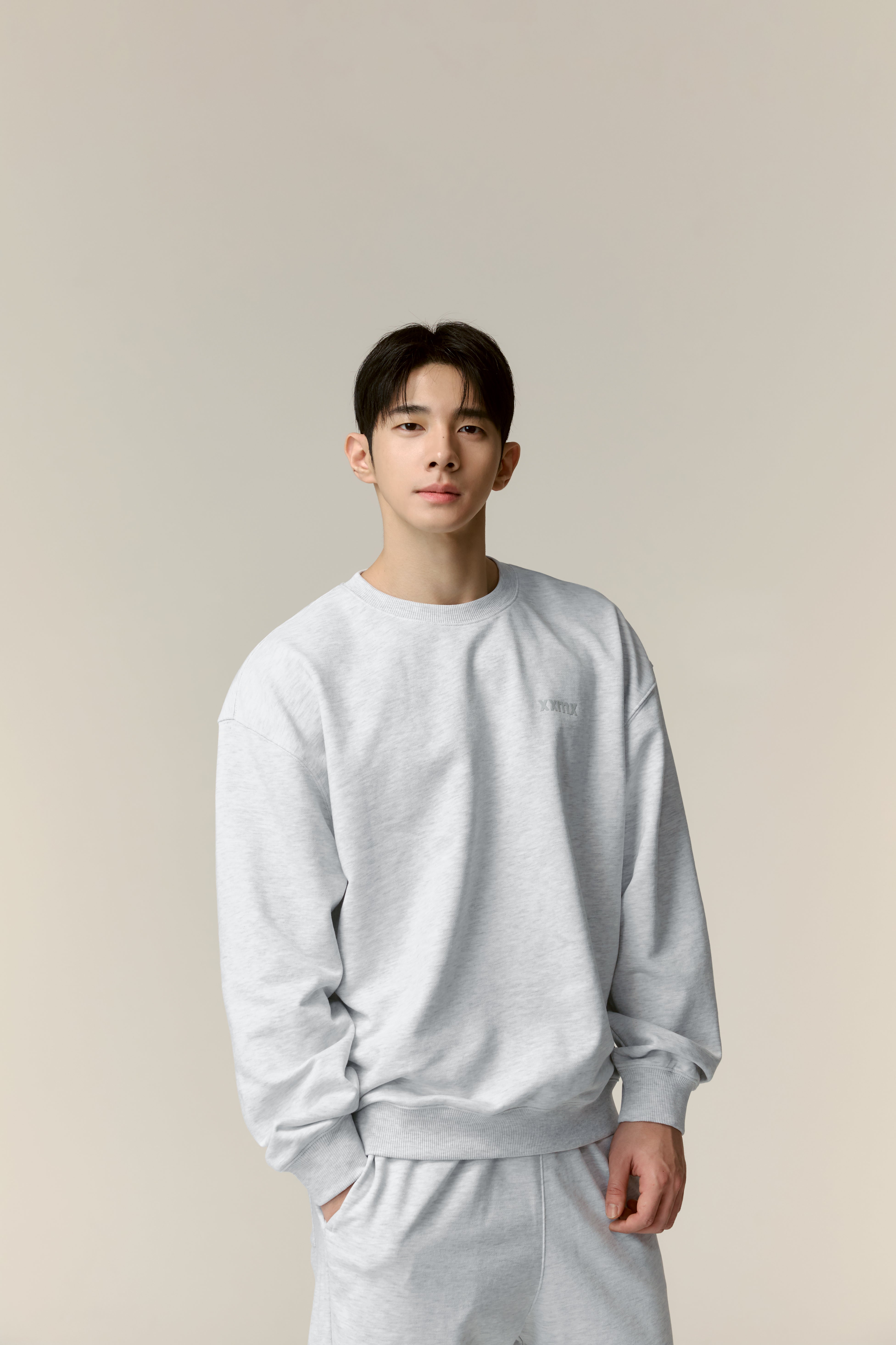 Small Letter Sweatershirt - Cozy Pullover with Minimalist Design for Women & Men | Perfect for Casual Wear, Layering & Fall Fashion