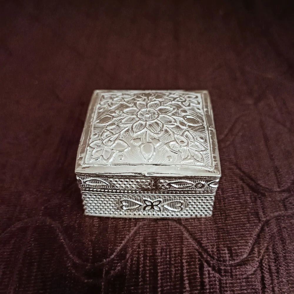 925 Pure Silver Designer Kumkum Box - Elegant Indian Ritual Pooja Container for Home Temple & Wedding Ceremonies (Design 49)