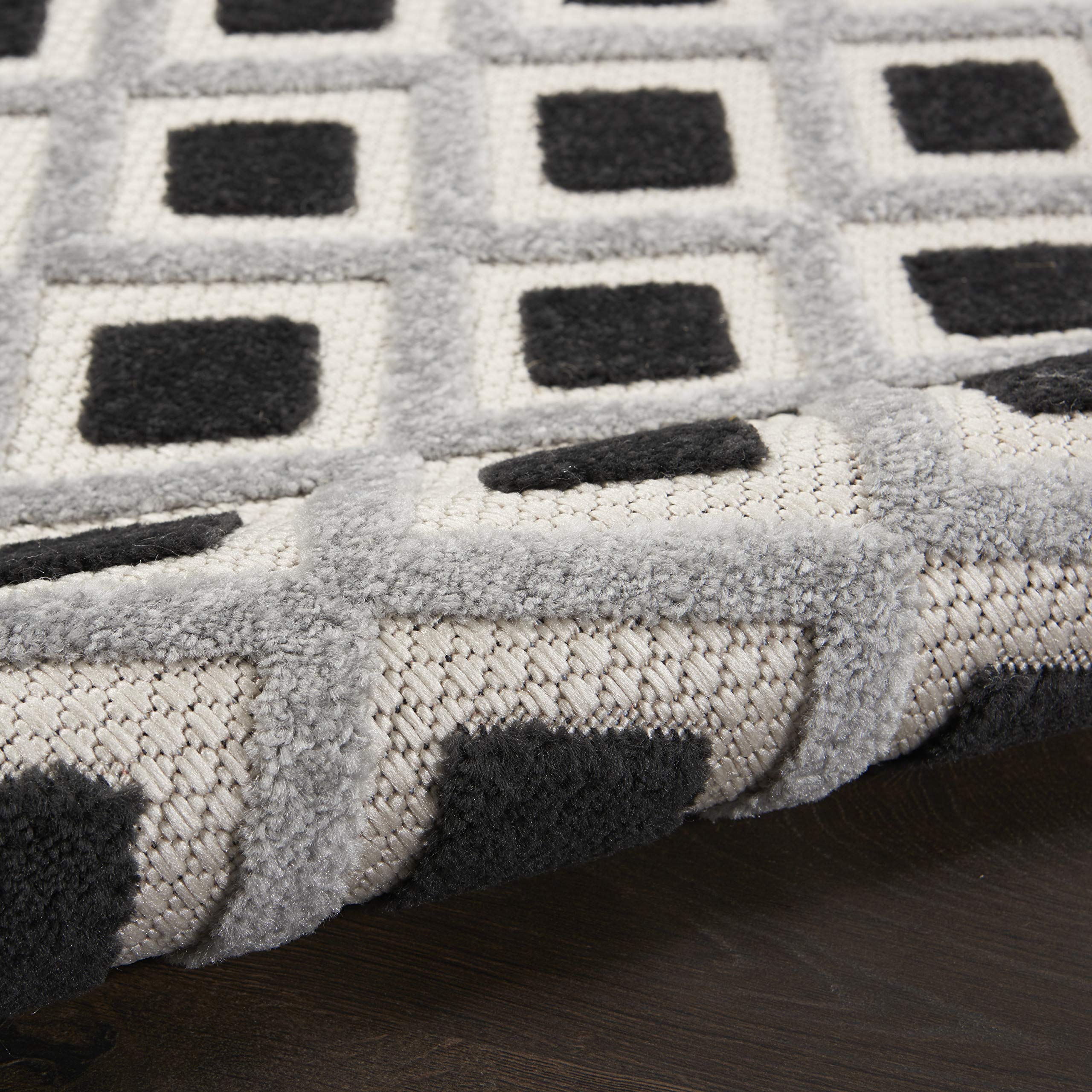 Nourison Aloha Geometric Black & White Indoor/Outdoor Area Rug - 2'3