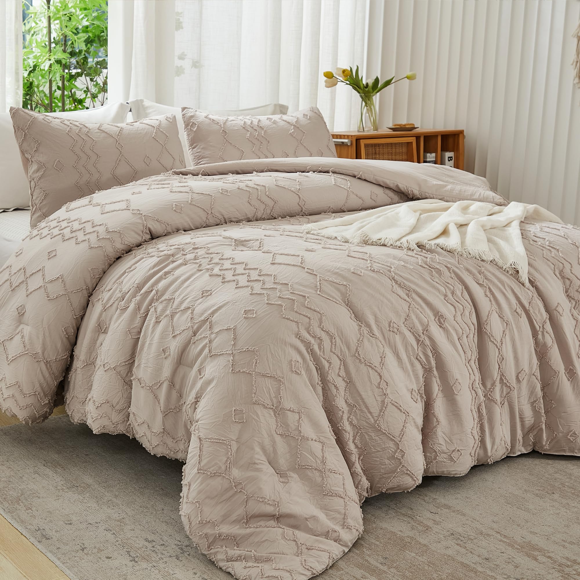 **Andency Khaki Tufted Comforter Set Full (79x90 Inch) - 3 Piece Boho Farmhouse Bedding with Geometric Design, Microfiber Down Alternative - Perfect for Cozy Bedrooms & Guest Rooms**