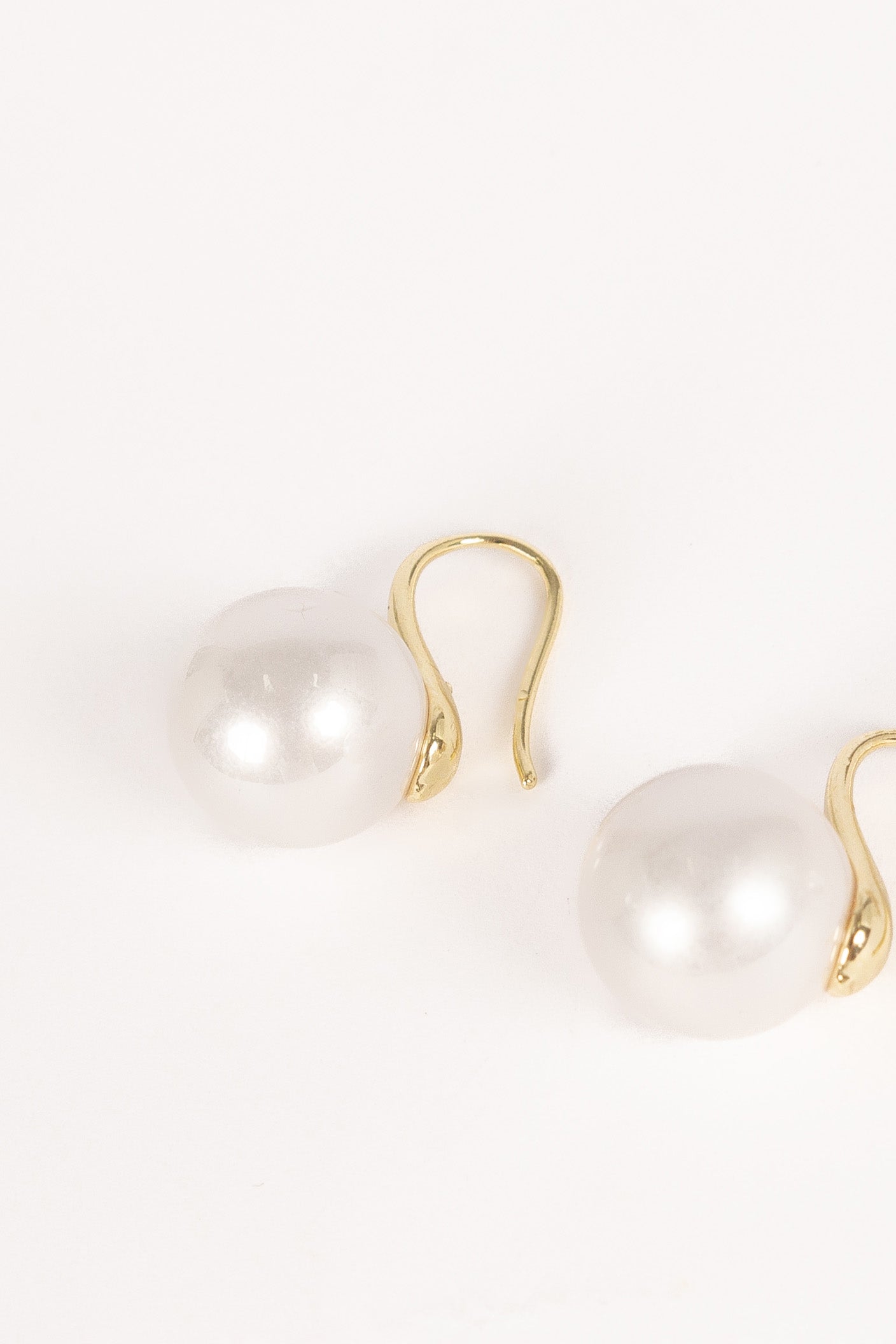 Elegant Daniella 14K Gold Pearl Earrings for Women - Perfect for Weddings, Parties & Special Occasions