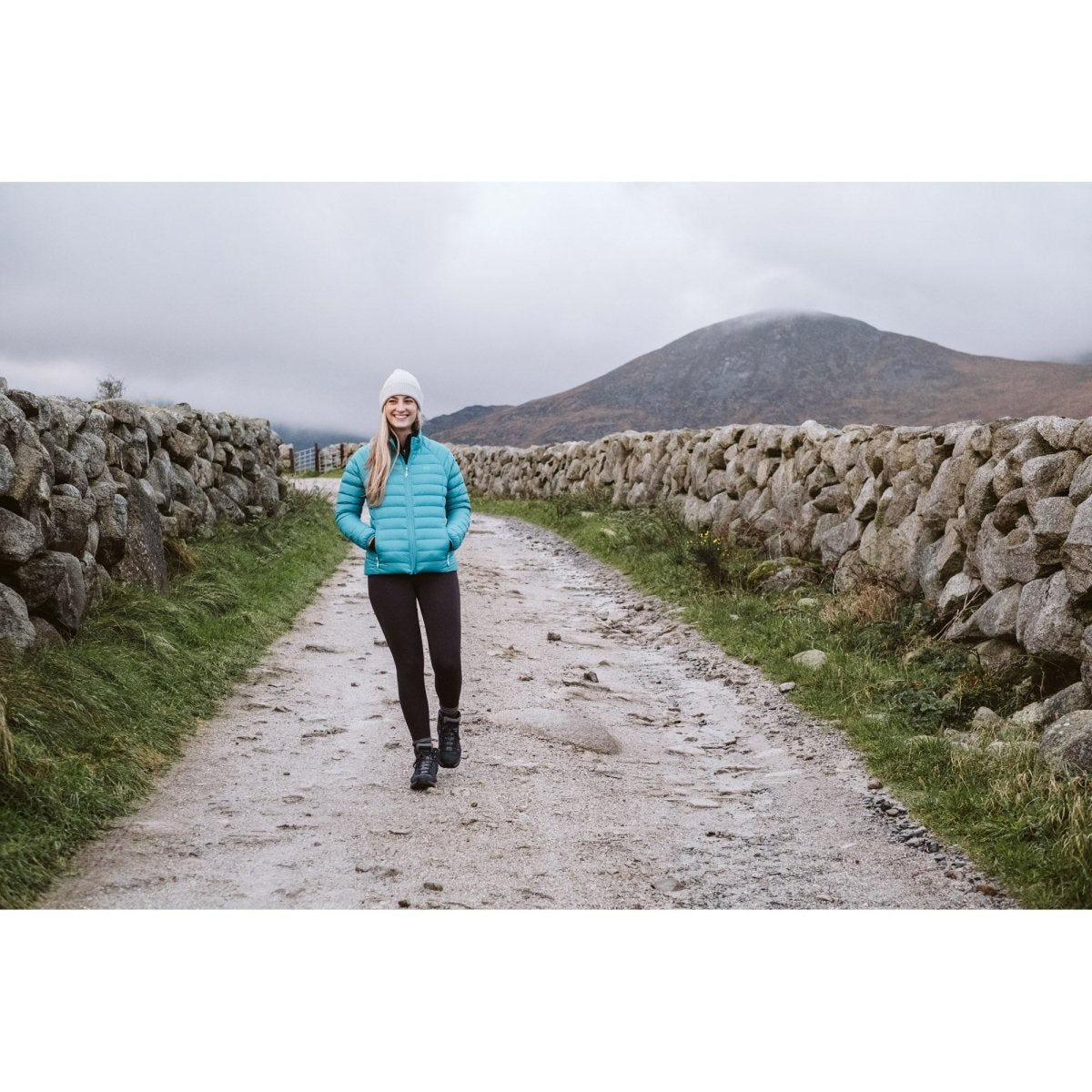 Mac In A Sac Synergy Women's Insulated Packable Jacket - Lightweight Waterproof Winter Coat for Hiking, Travel & Outdoor Activities