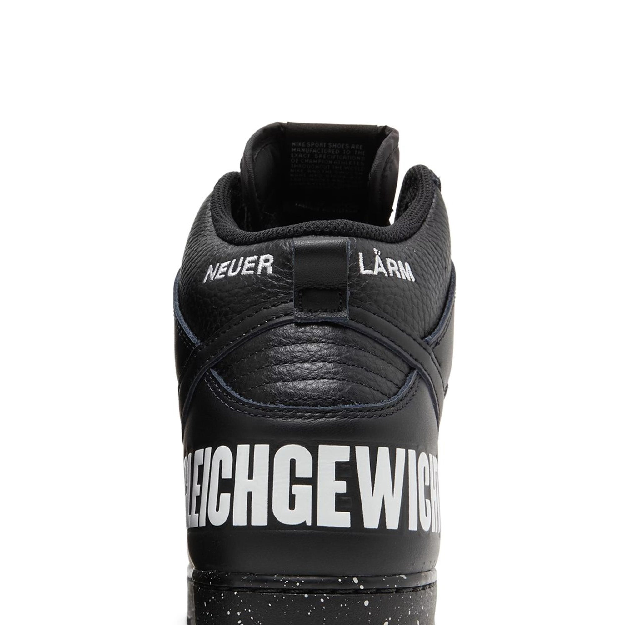 Undercover x Nike Dunk High 'Chaos Black' 2022 Retro Sneakers - Men's Basketball Shoes for Streetwear & Skateboarding Fashion