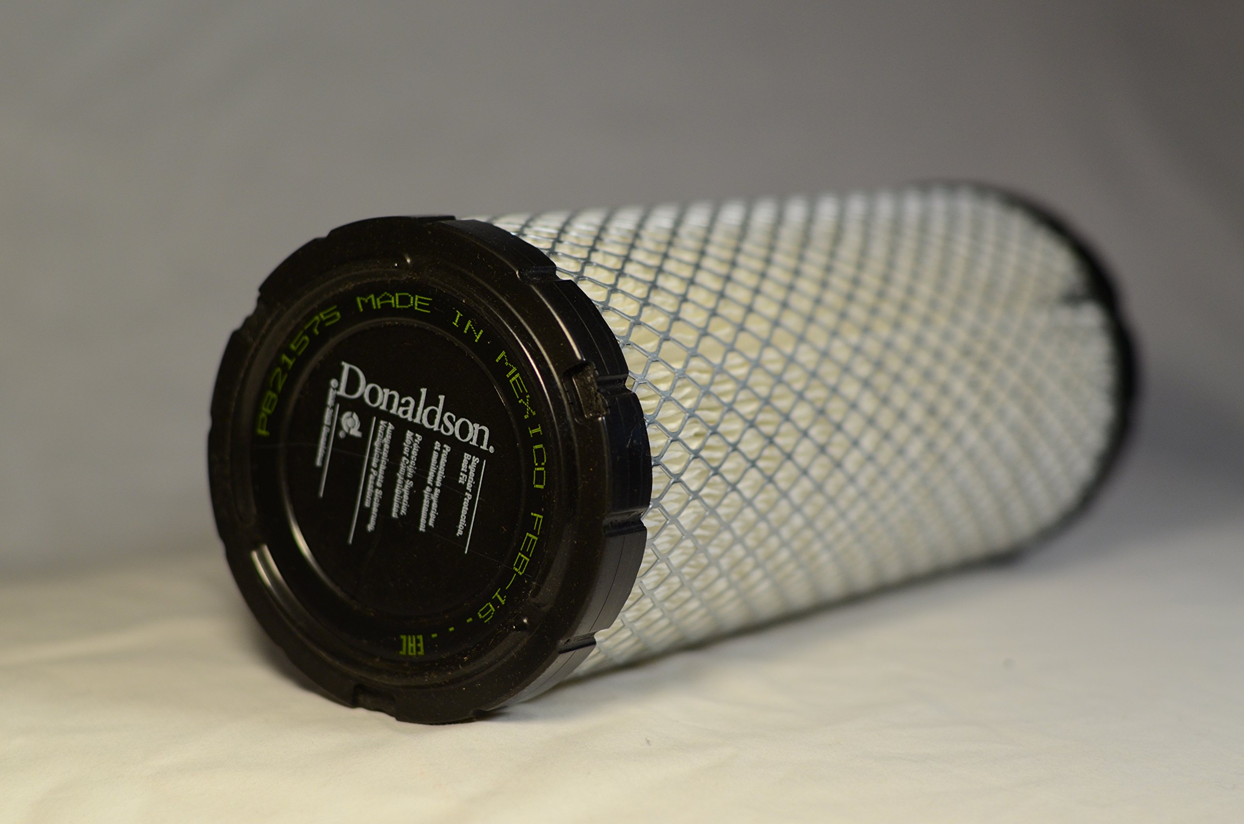 Donaldson P821575 Heavy Duty Air Filter for Trucks & Heavy Equipment - Primary Air Intake Filter Replacement for Construction & Farming Machinery