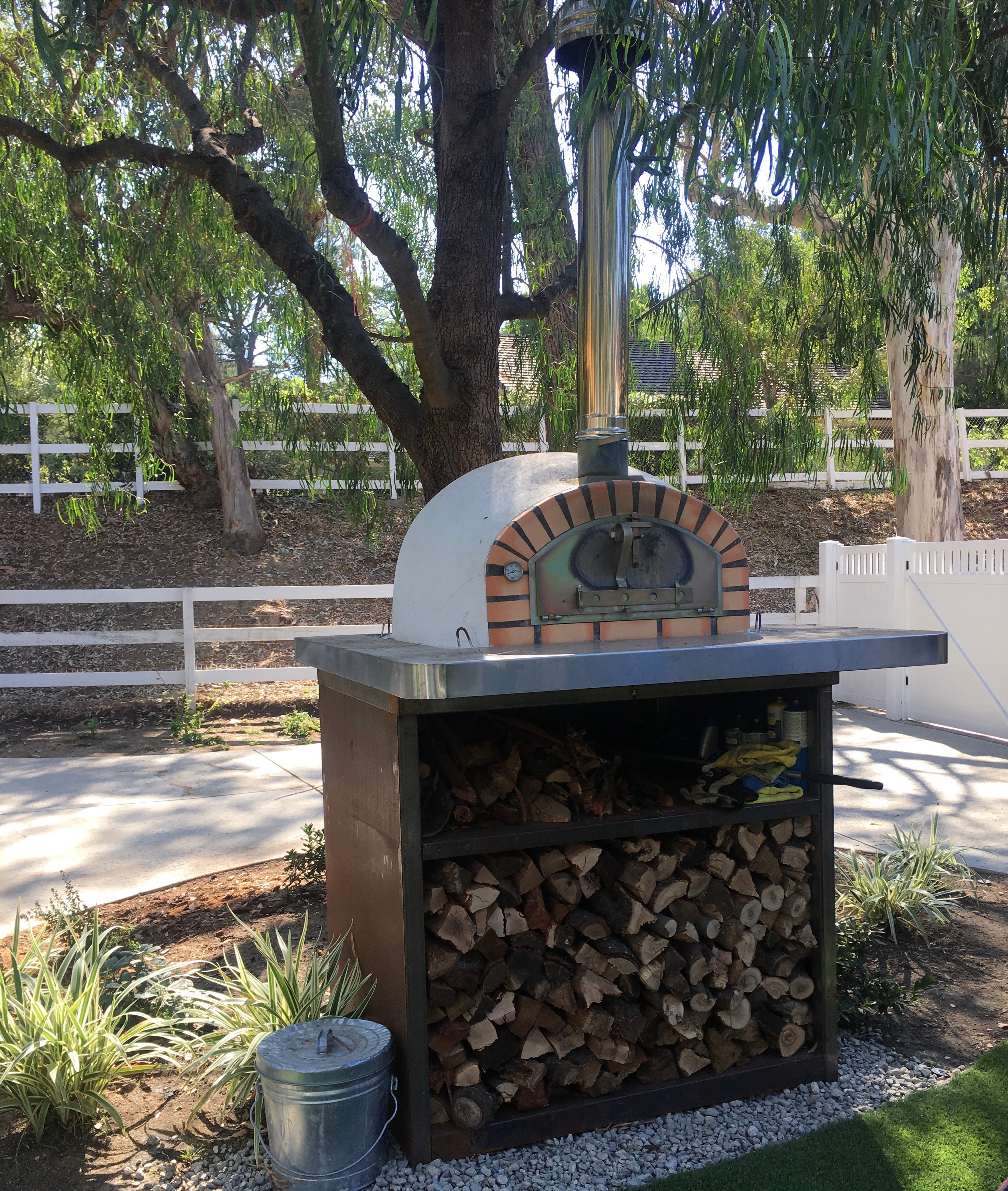PIZZAIOLI Hybrid Wood & Gas Pizza Oven - Professional Outdoor Pizza Maker for Backyard, Restaurant & Catering | Perfect for Italian, Neapolitan & Artisan Pizzas