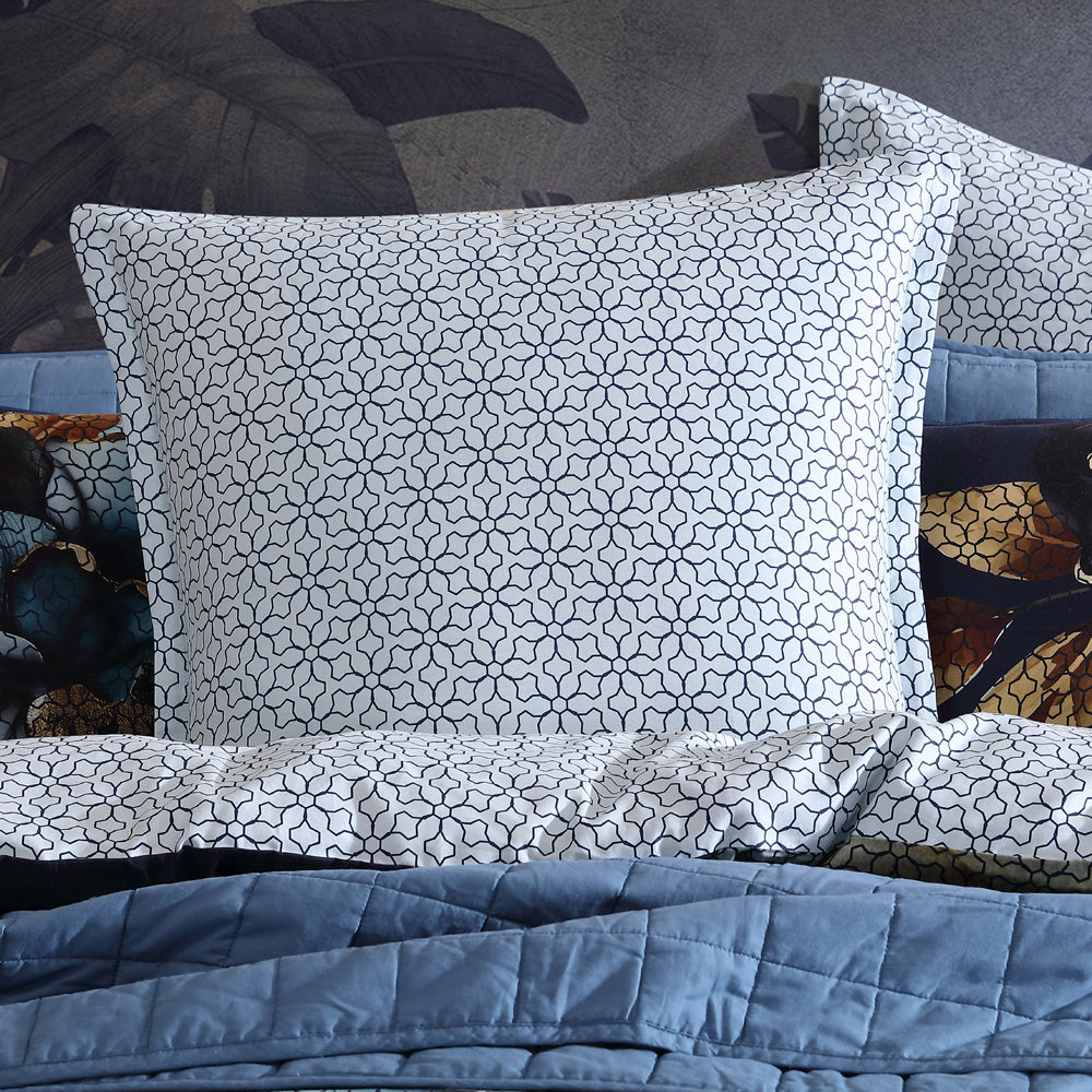Premium Golden Glow Navy Blue Quilt Cover Set - Queen Size Bedding for Luxurious Comfort | Perfect for Master Bedrooms, Guest Rooms & Cozy Home Decor