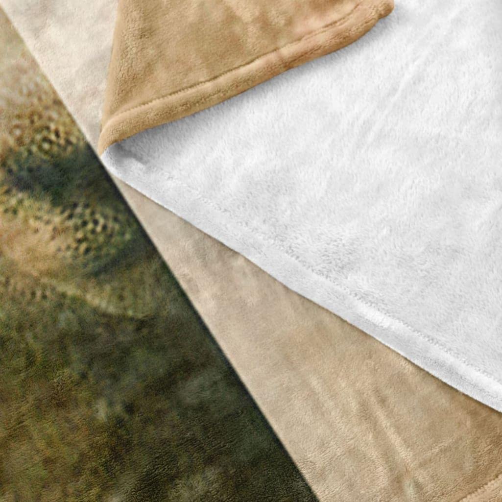 Christian Prayer Blanket with Bible Verse - Lion and Lamb Design for Women | Religious Gift for Church, Bible Study & Comforting Prayers