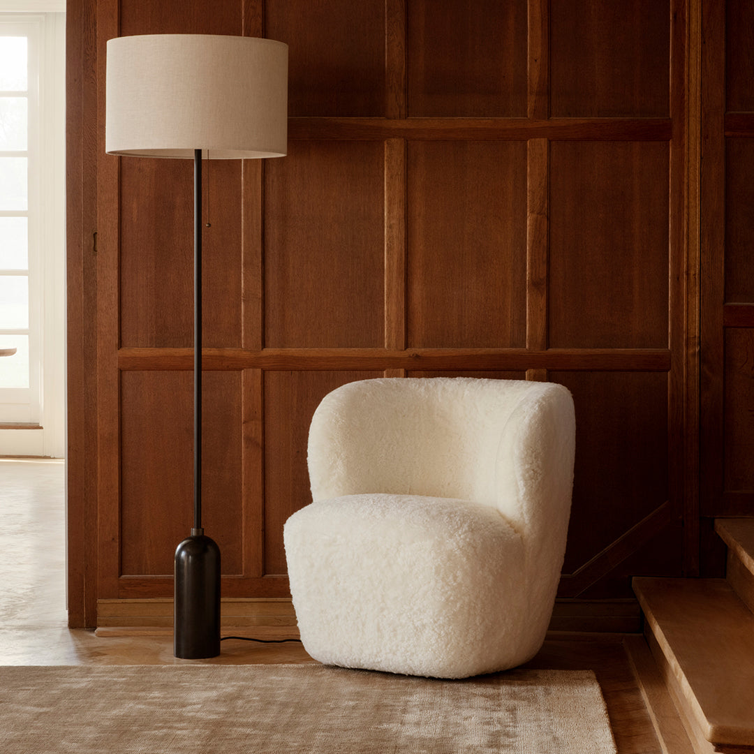 Modern Gravity Floor Lamp for Living Room - Adjustable LED Standing Light with Remote Control, Perfect for Reading, Relaxing, and Home Decor