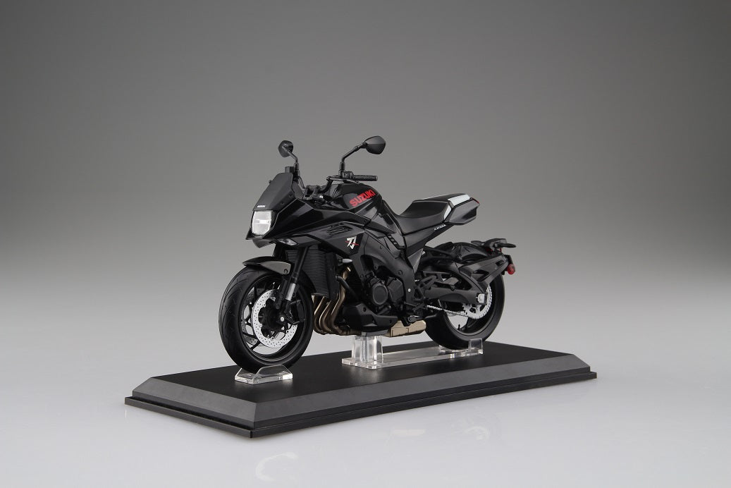 1/12 Scale AOSHIMA SUZUKI GSX-S1000S KATANA Motorcycle Model Kit - Glass Sparkle Black - Perfect for Collectors & Model Builders - Display for Home, Office or Hobby Room