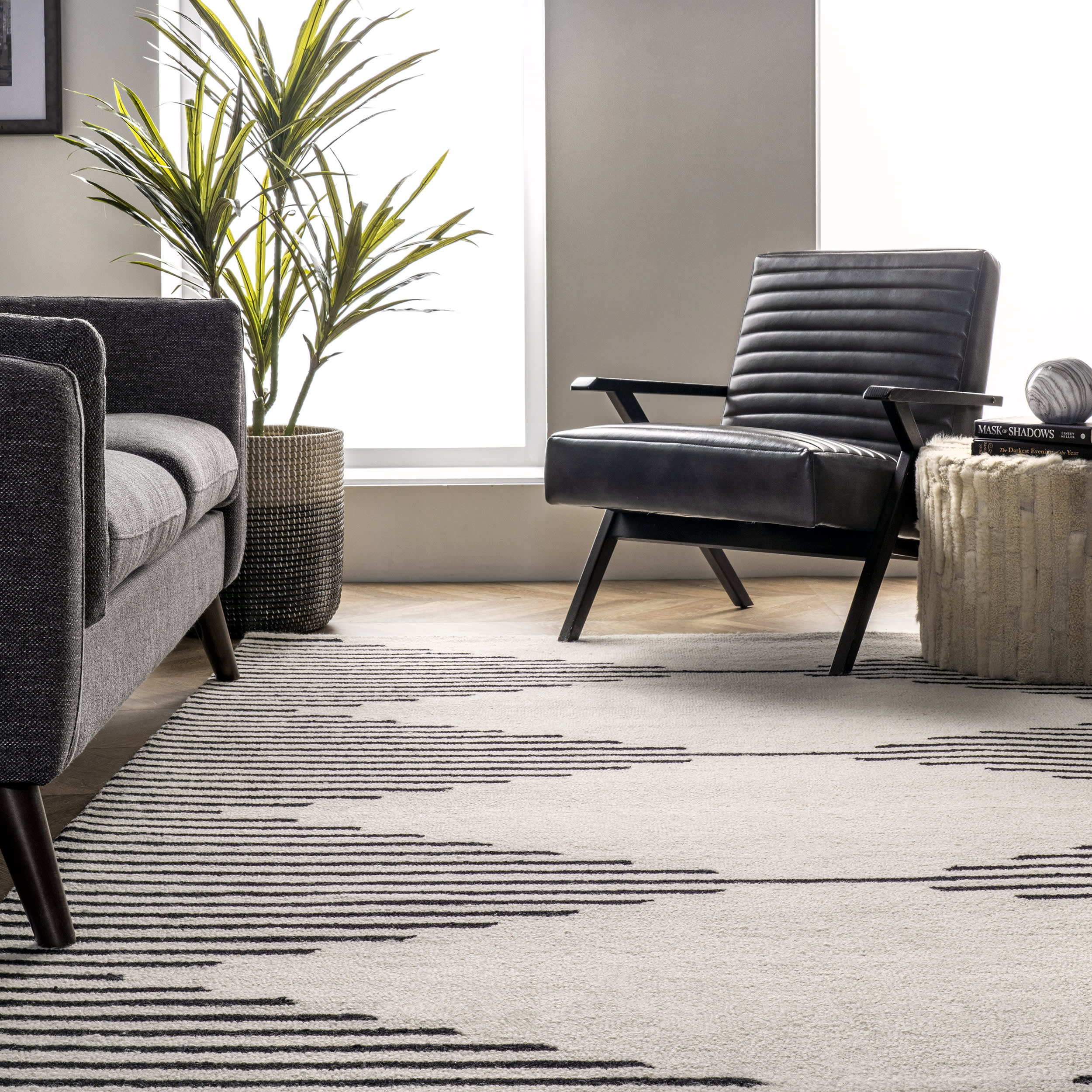 Luxury Diamond Pinstriped Area Rug - Soft Ivory White Modern Carpet for Living Room, Bedroom & Office - Home Decor & Floor Covering
