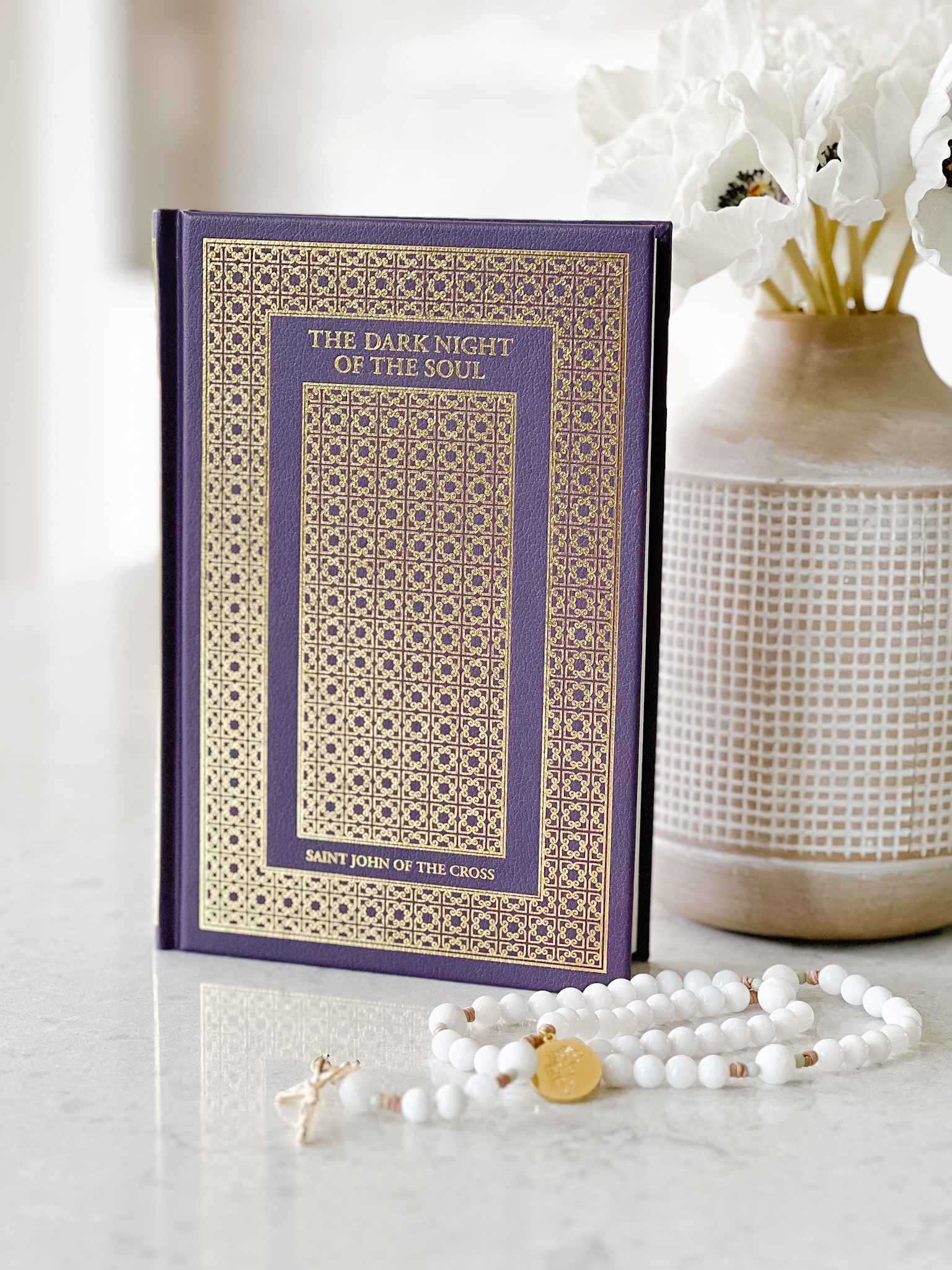 The Dark Night of the Soul - Spiritual Growth Book for Inner Transformation & Self-Discovery | Perfect for Meditation, Prayer & Personal Enlightenment Journey
