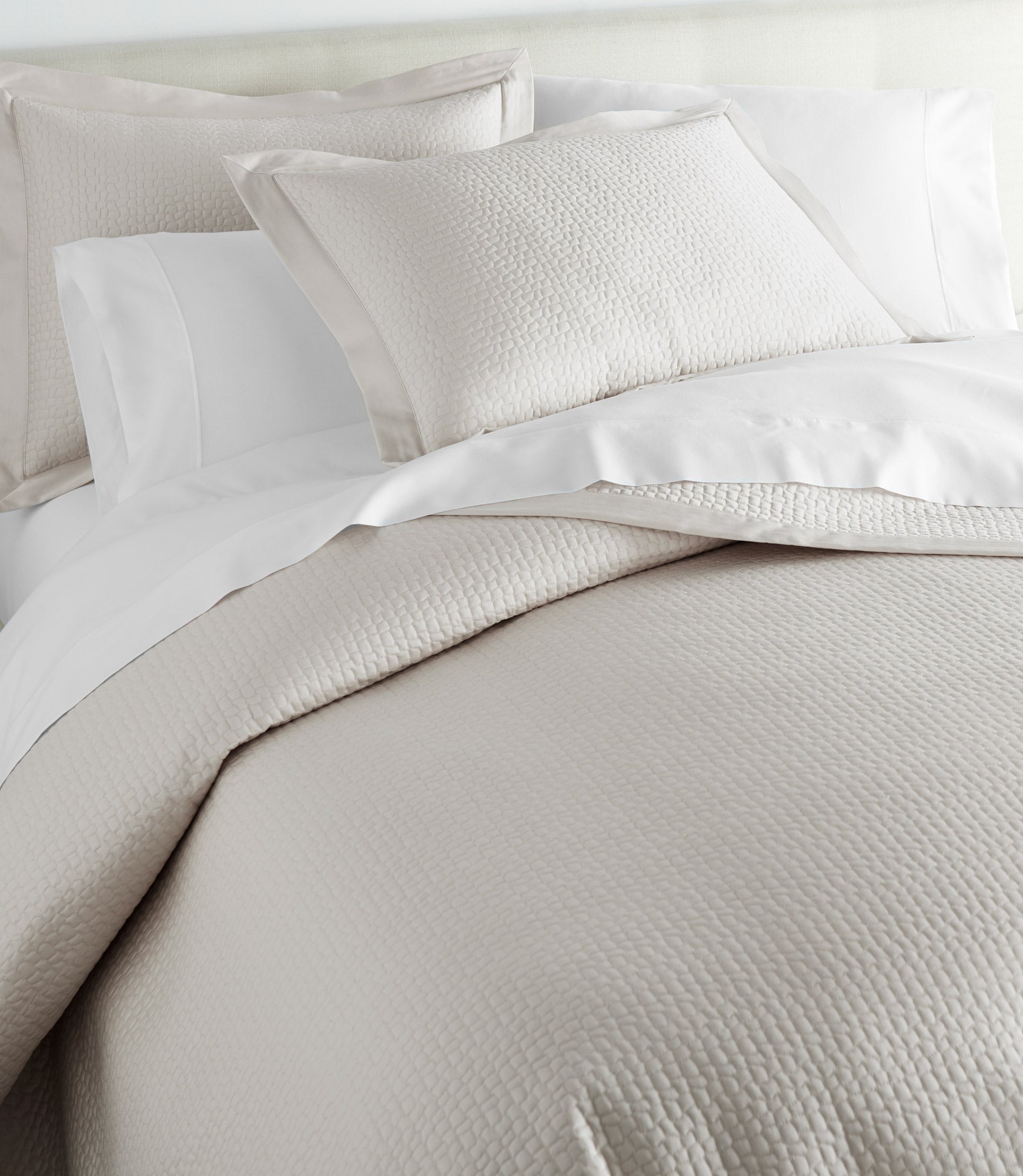 Hamilton Quilted Sham - Premium Decorative Pillow Cover for Bedroom & Living Room - Soft Cotton Sham with Elegant Quilted Design - Perfect for Home Decor, Guest Rooms, and Cozy Spaces