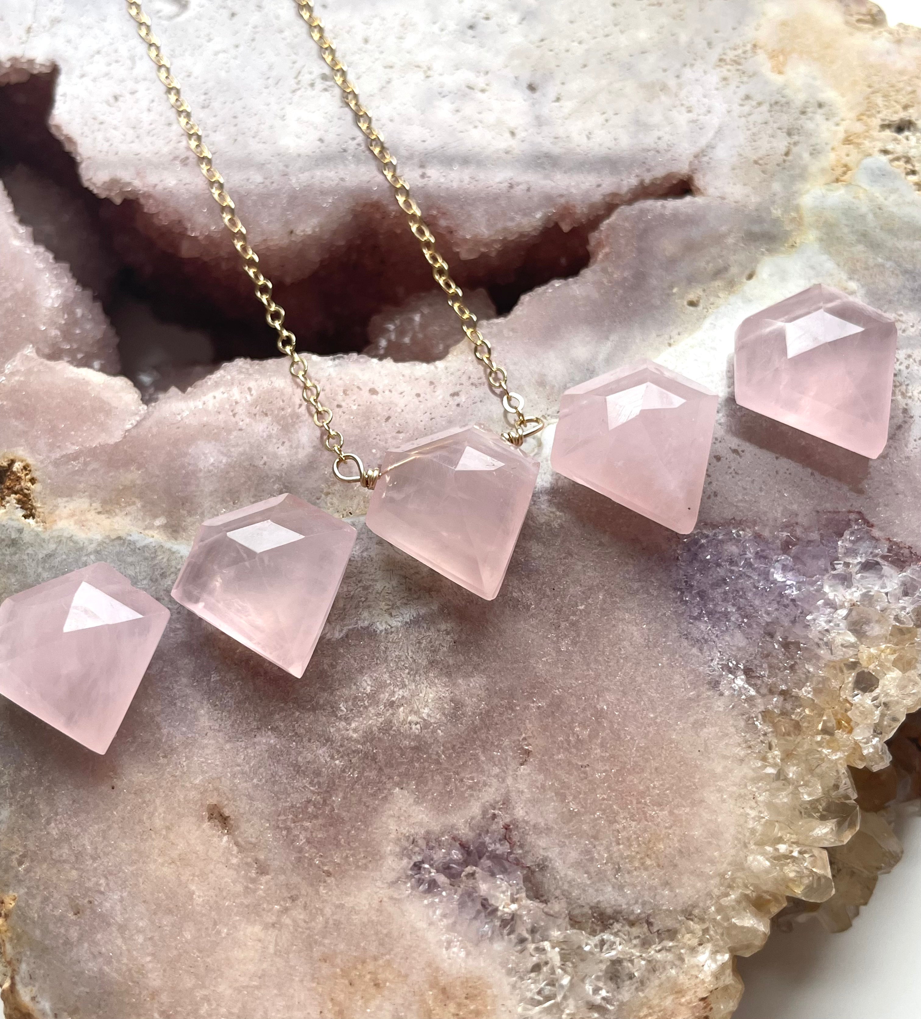 Rose Quartz Crystal Necklace for Healing & Love - Silver or Gold Filled Pendant for Women - Perfect for Meditation, Energy Healing & Spiritual Gifts