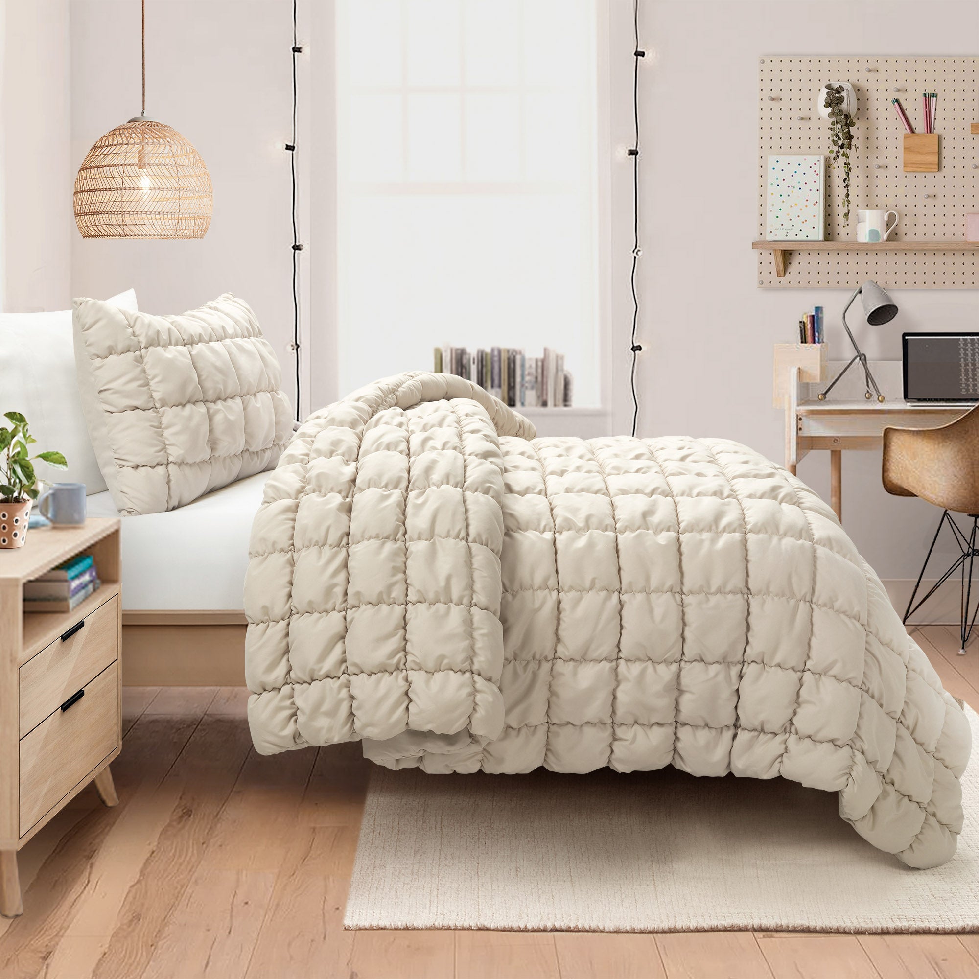 Cozy Puff Comforter Set - Ultra Soft & Lightweight Bedding for All Seasons | Perfect for Bedroom, Guest Room, Dorm & Airbnb